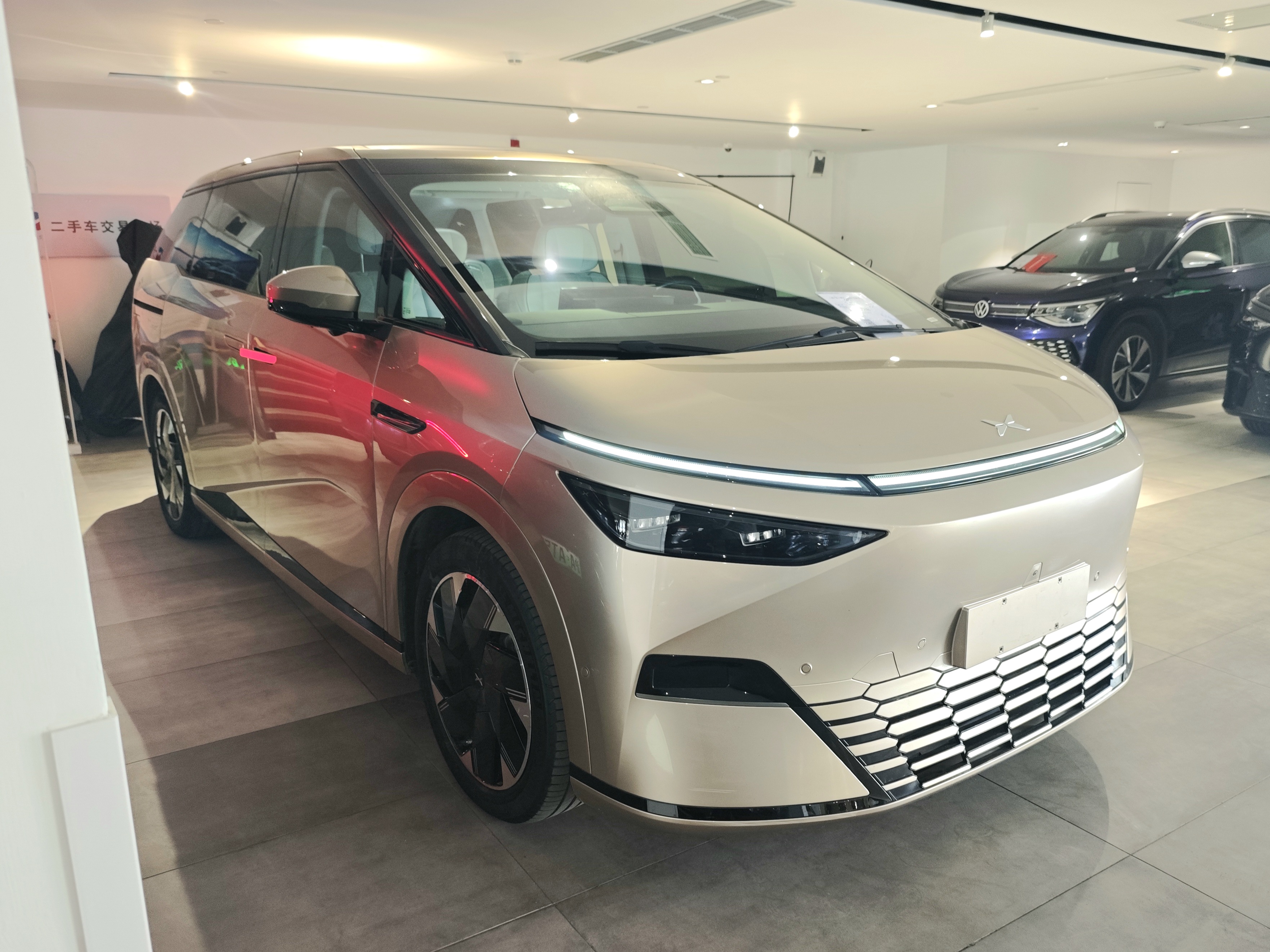 Xpeng X9 2024 #2 Xpeng X9 2024 immagine di auto #2