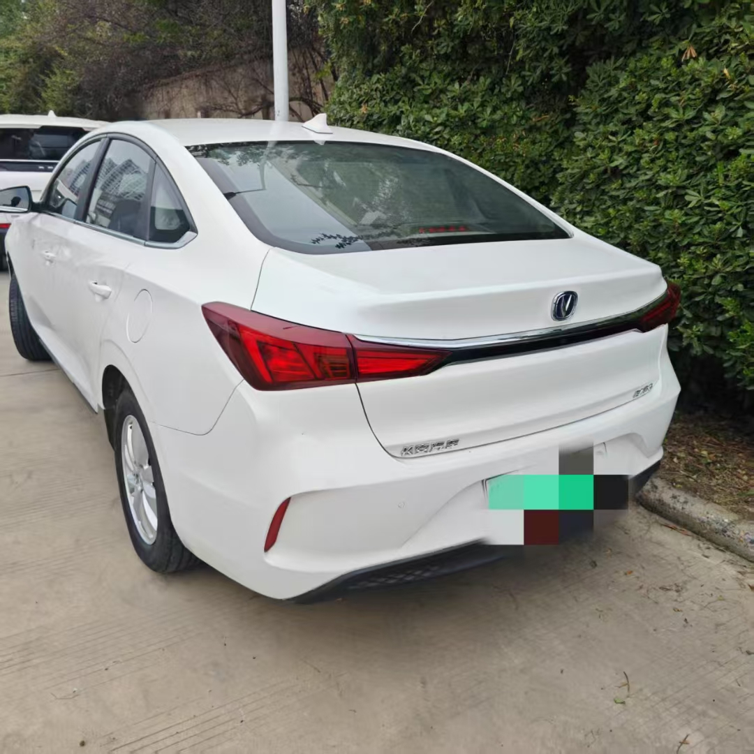 Changan Eado EV 2025 #2 Changan Eado EV 2025 car image #2