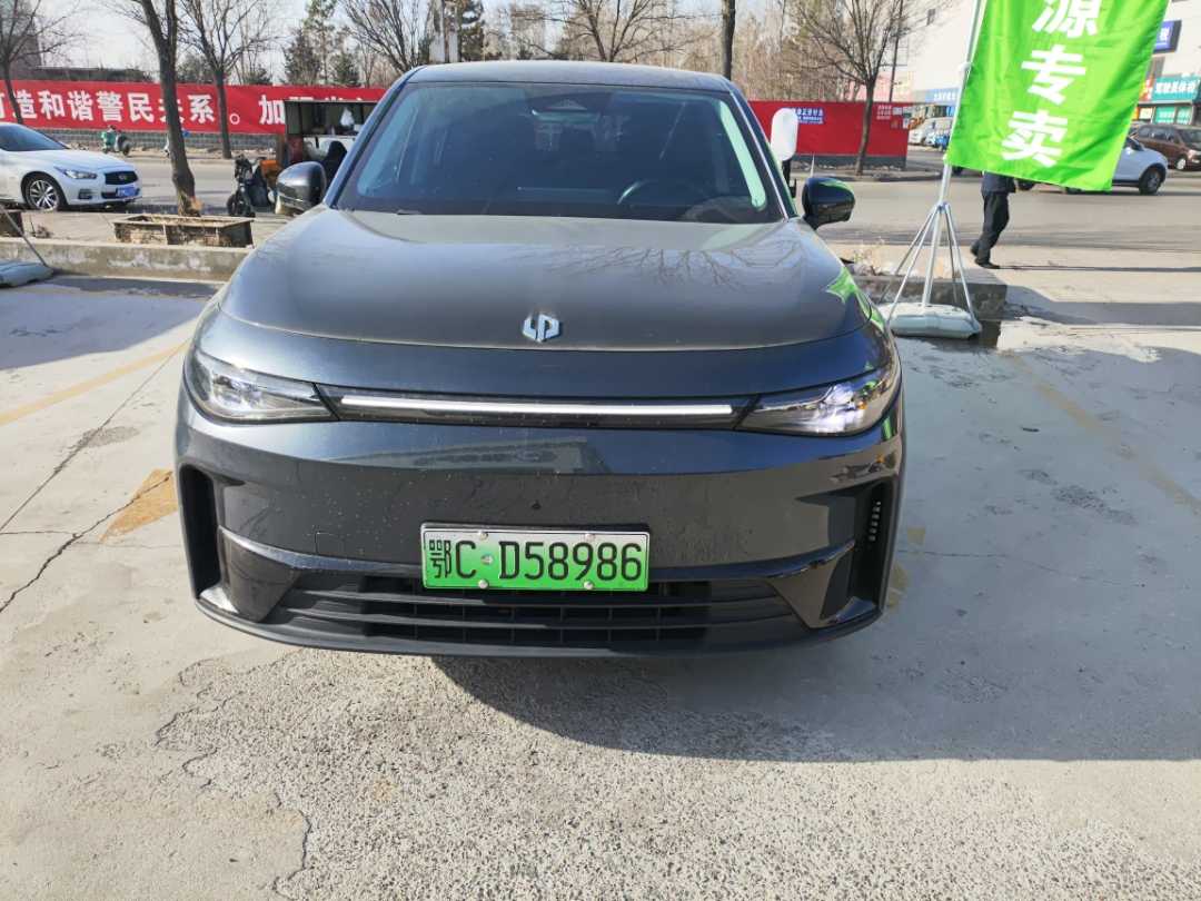 零跑汽车 零跑C10 2024 汽车图片 #2