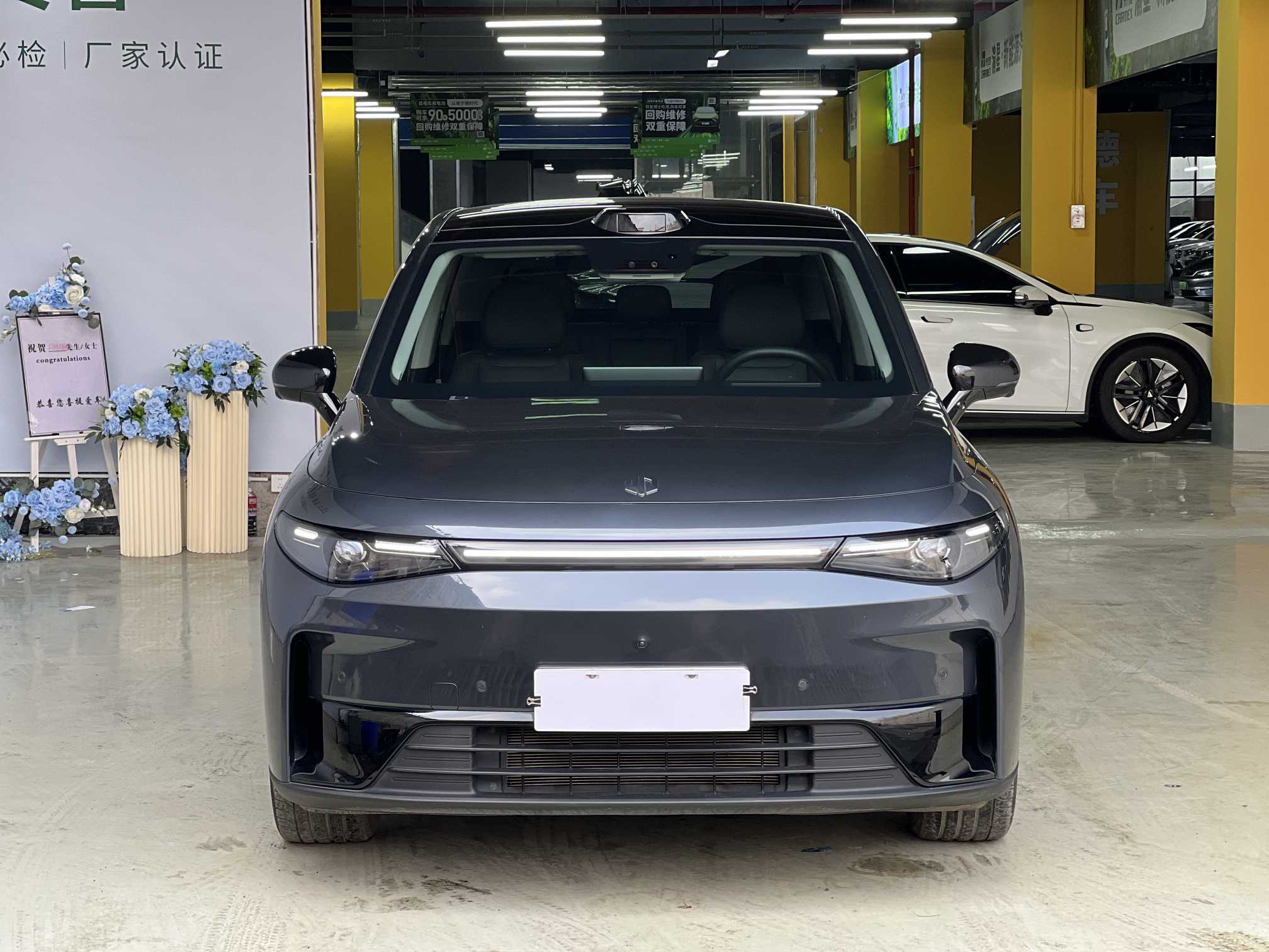 零跑汽车 零跑C10 2024 汽车图片 #2