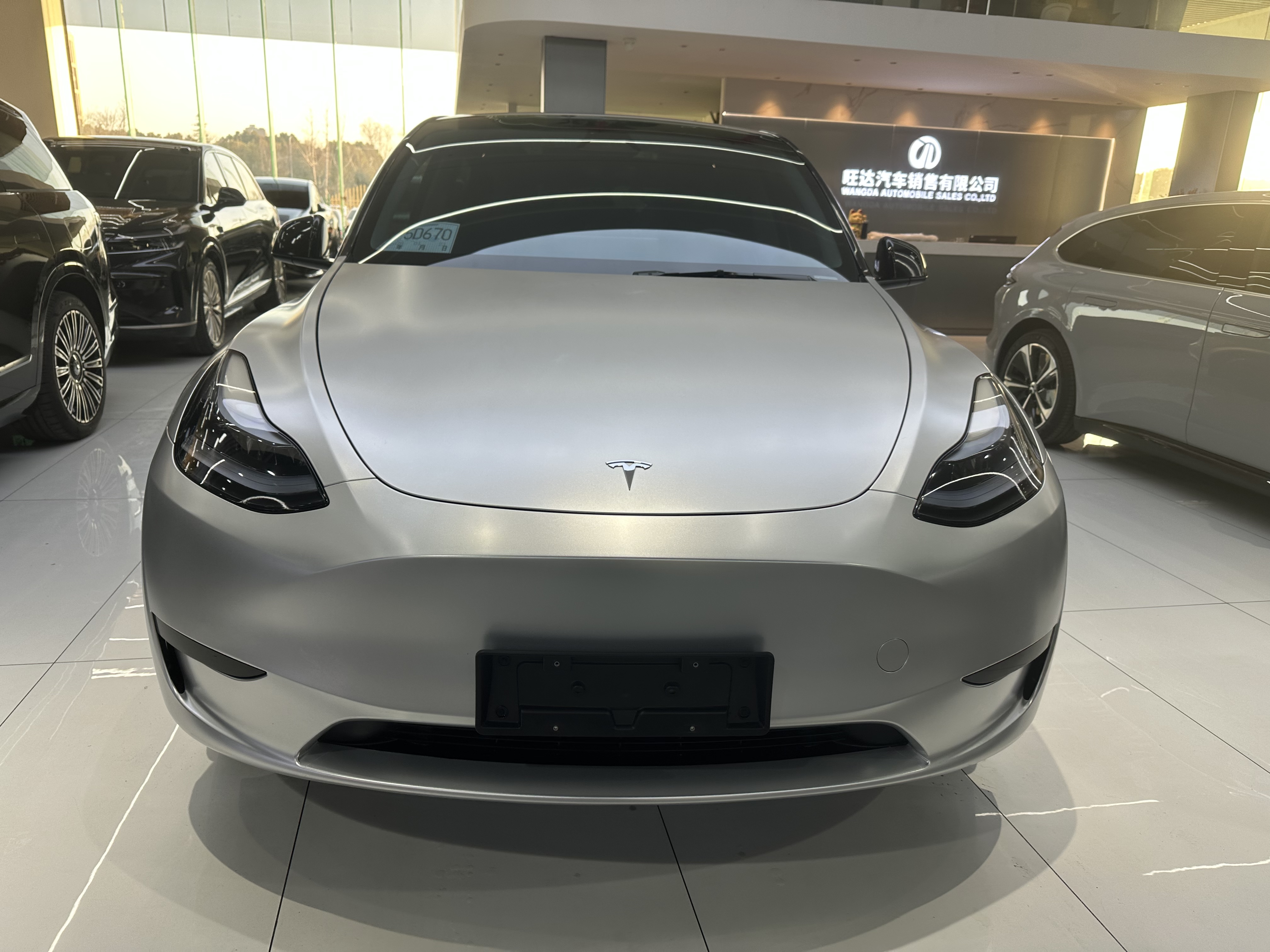 Tesla Model Y 2024 car image #2