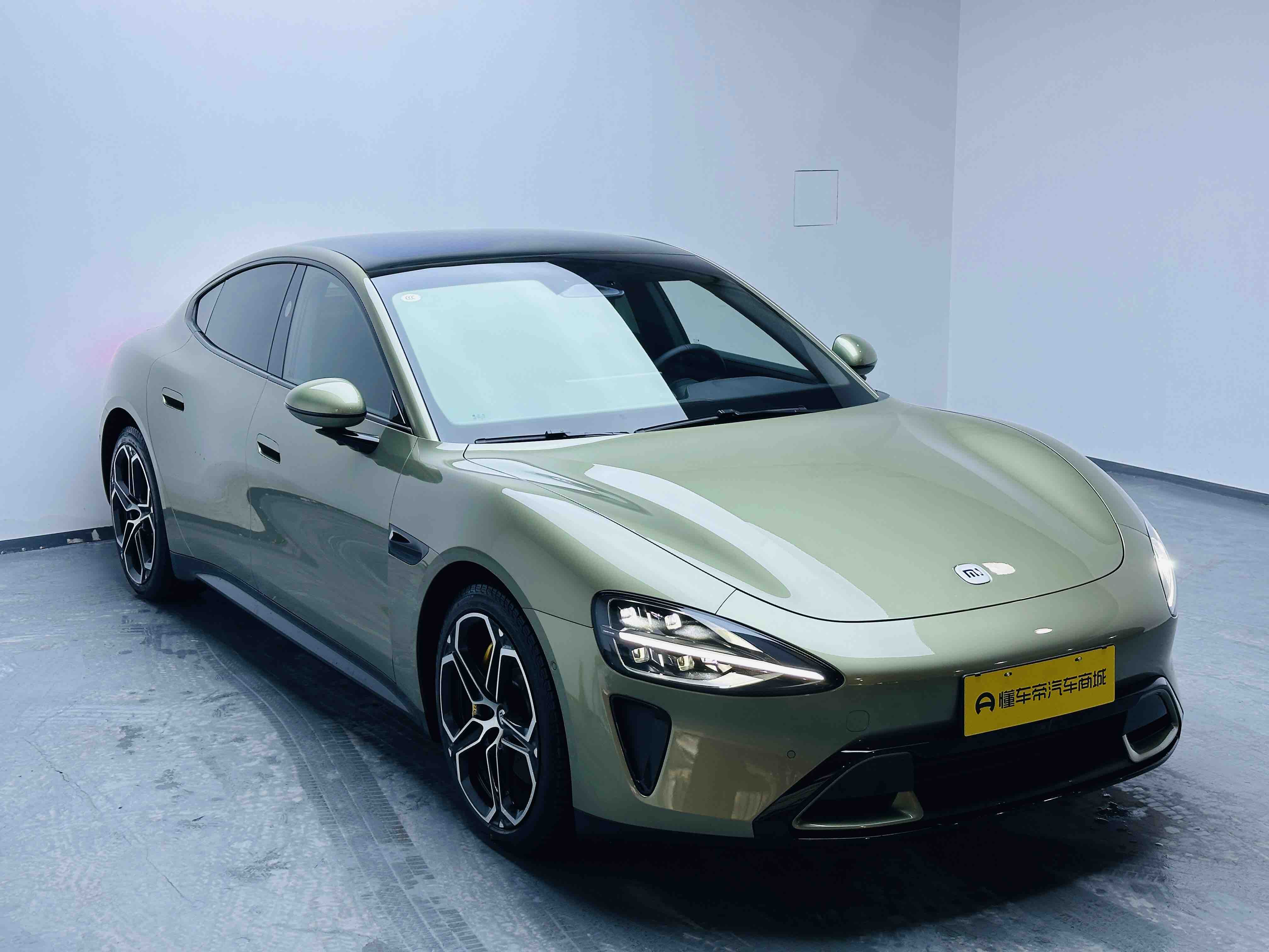 MI SU7 2024 image de voiture #2