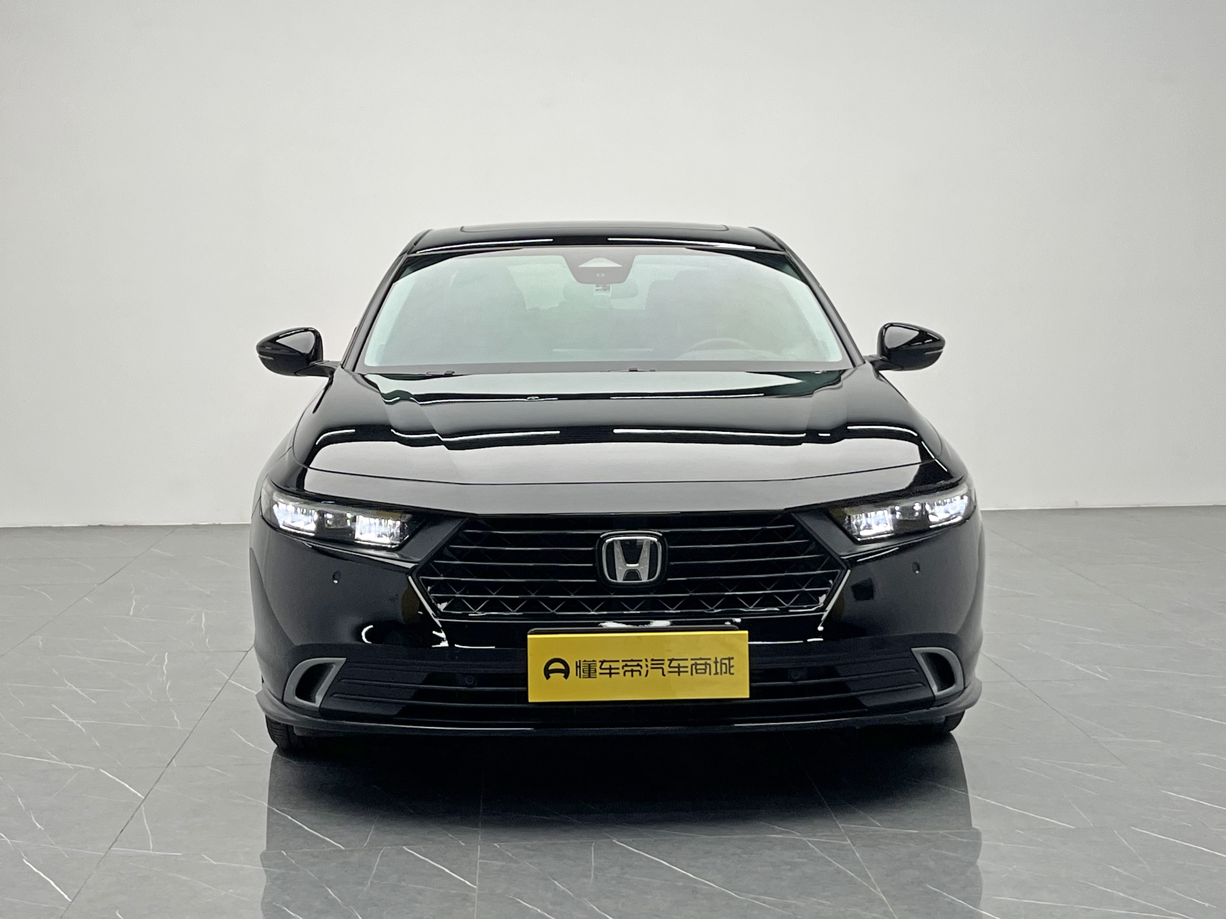 Honda Accord 2024 immagine di auto #2