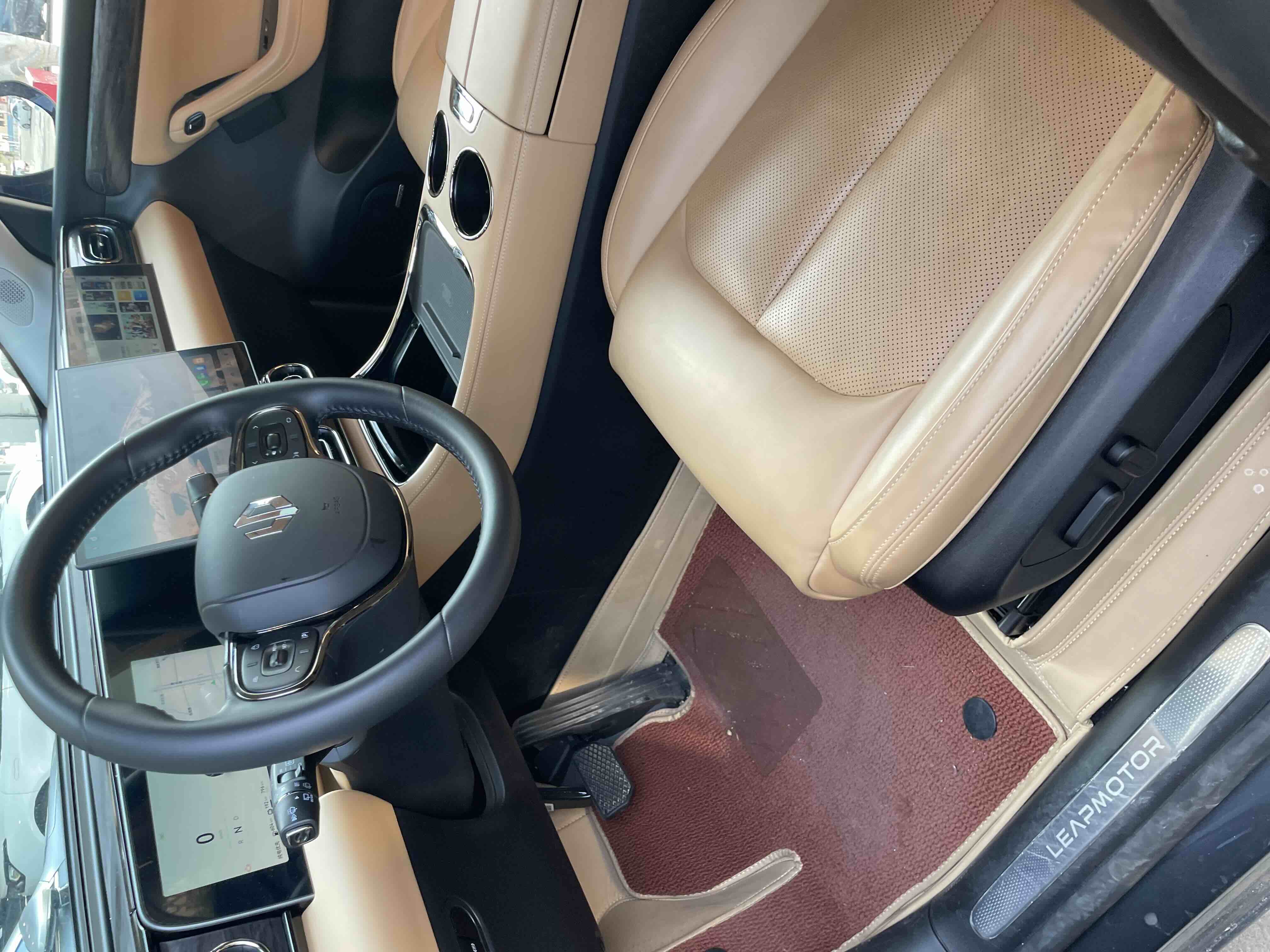 零跑汽车 零跑C11 2025 汽车图片 #2