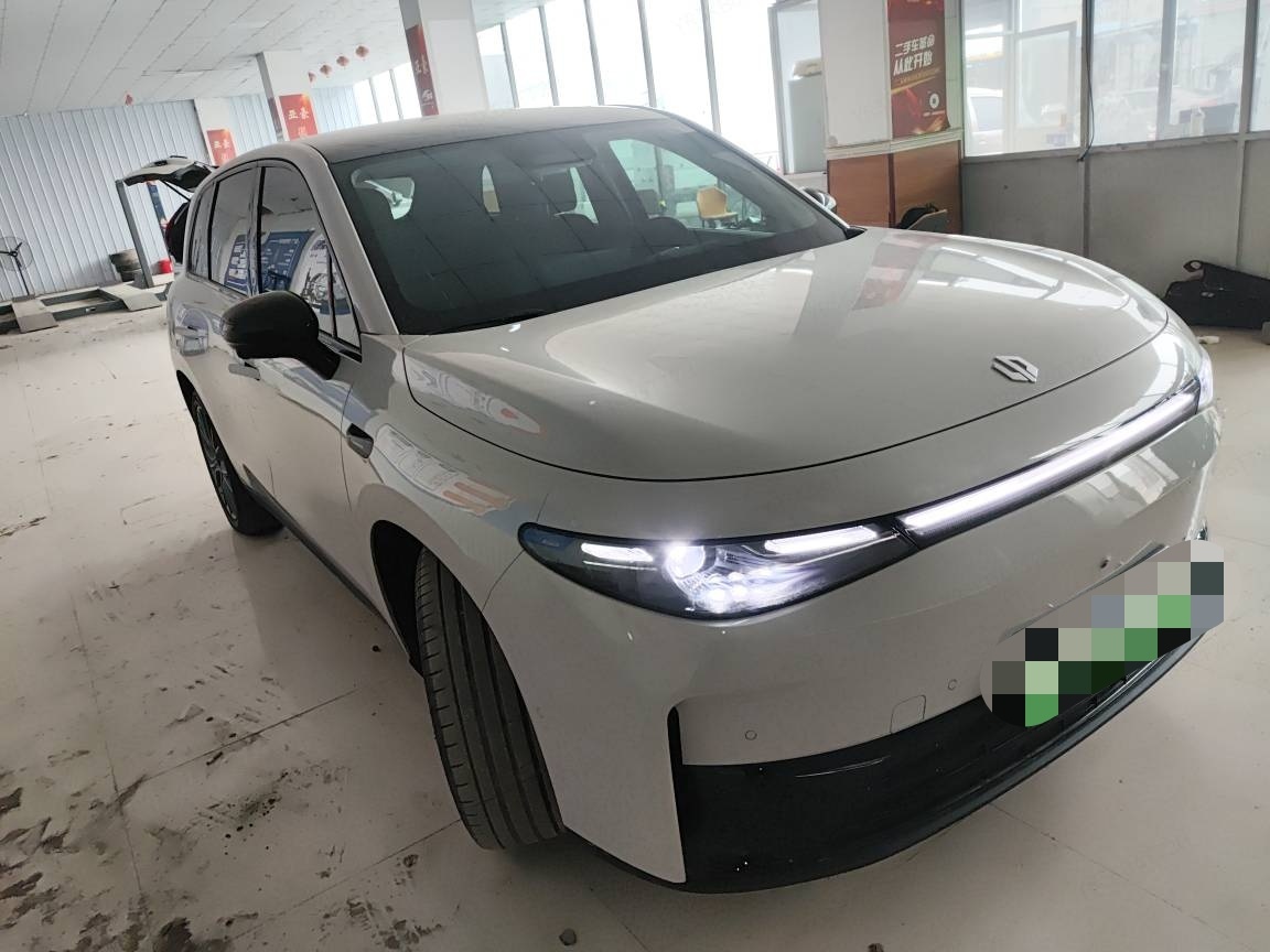 零跑汽车 零跑C10 2024 汽车图片 #2