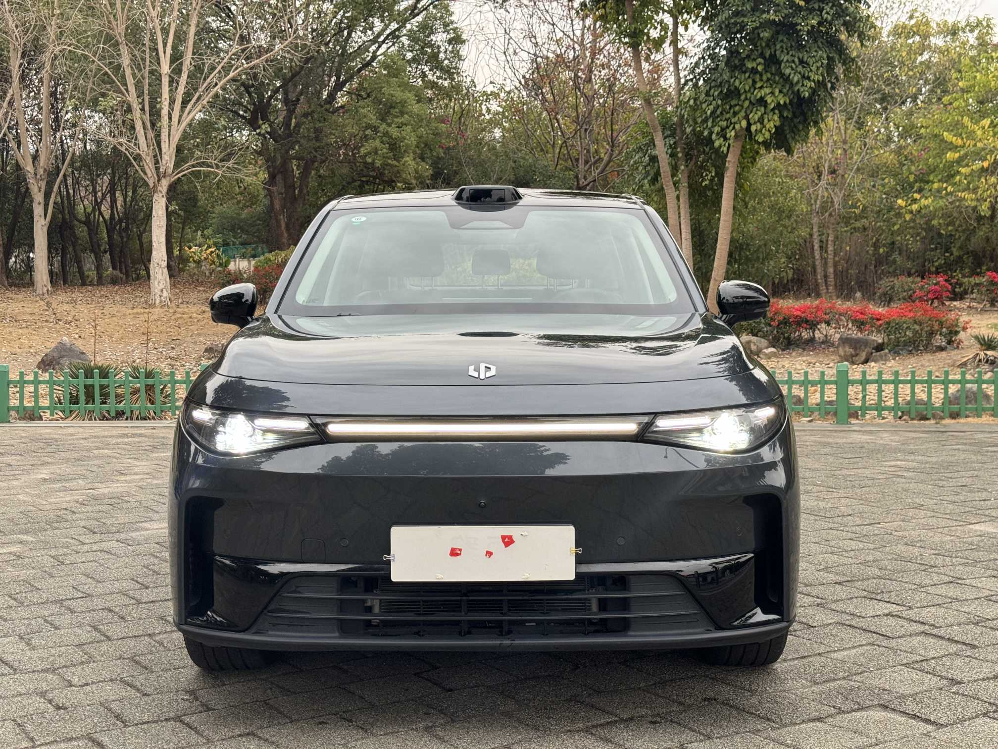 零跑汽车 零跑C10 2024 汽车图片 #2