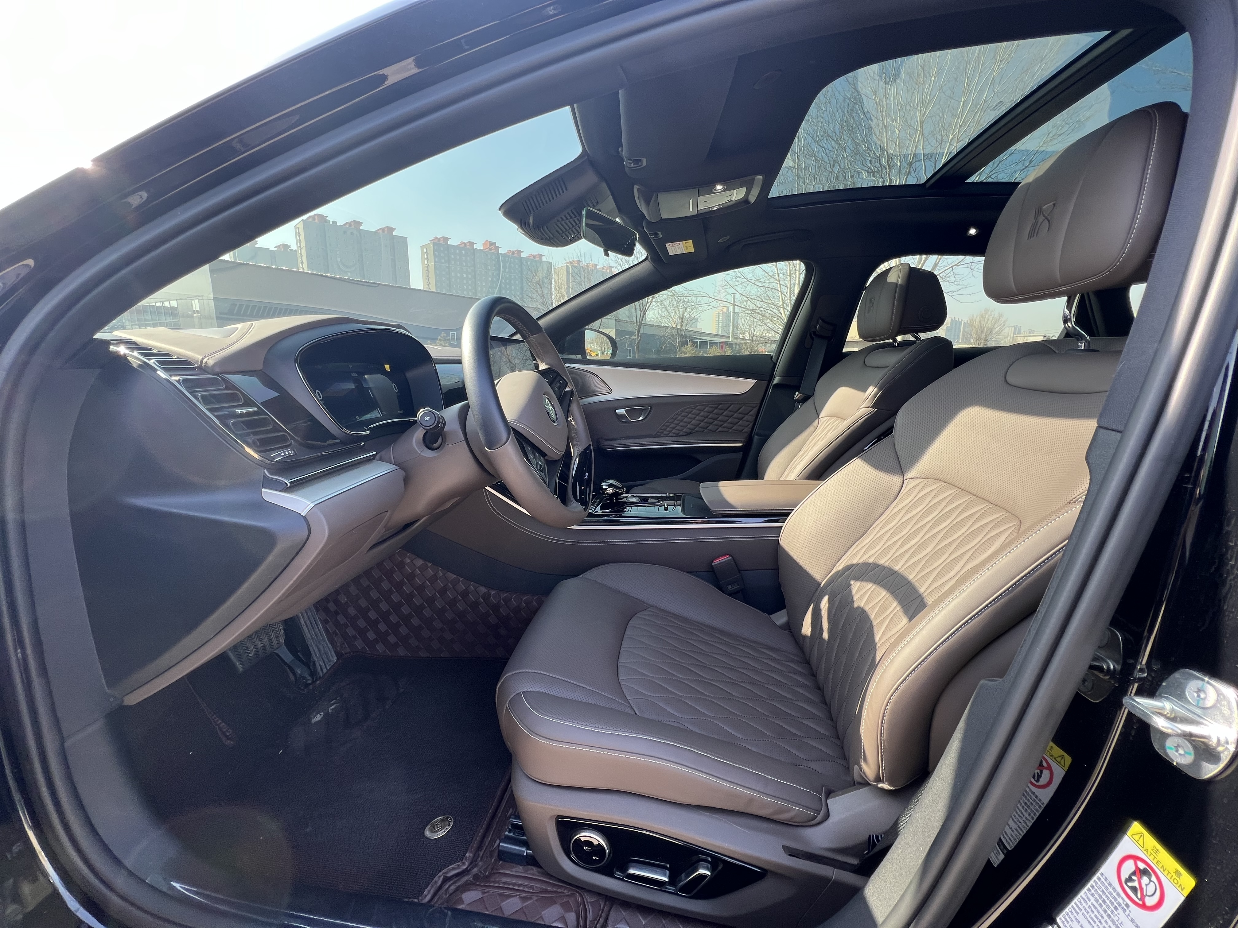 BYD Han 2024 car image #2