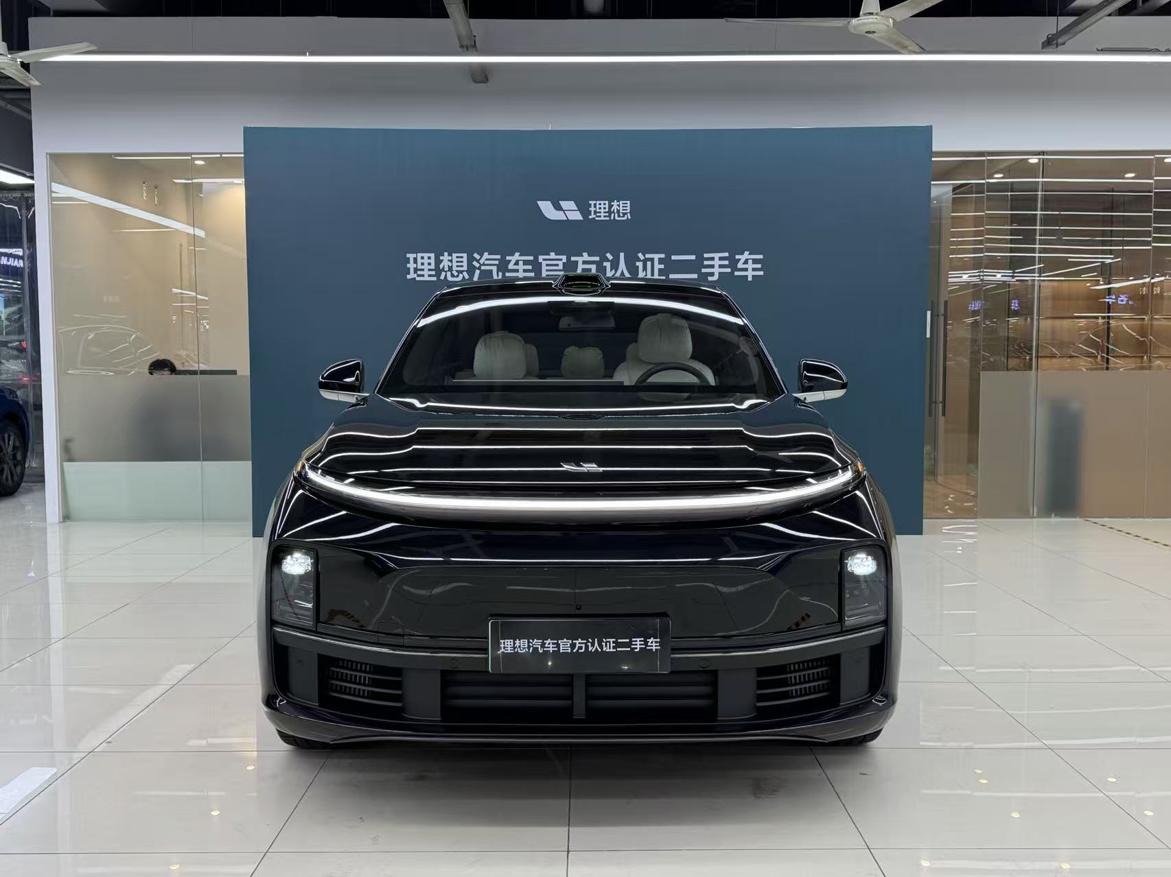 Li L7 2025 immagine di auto #2