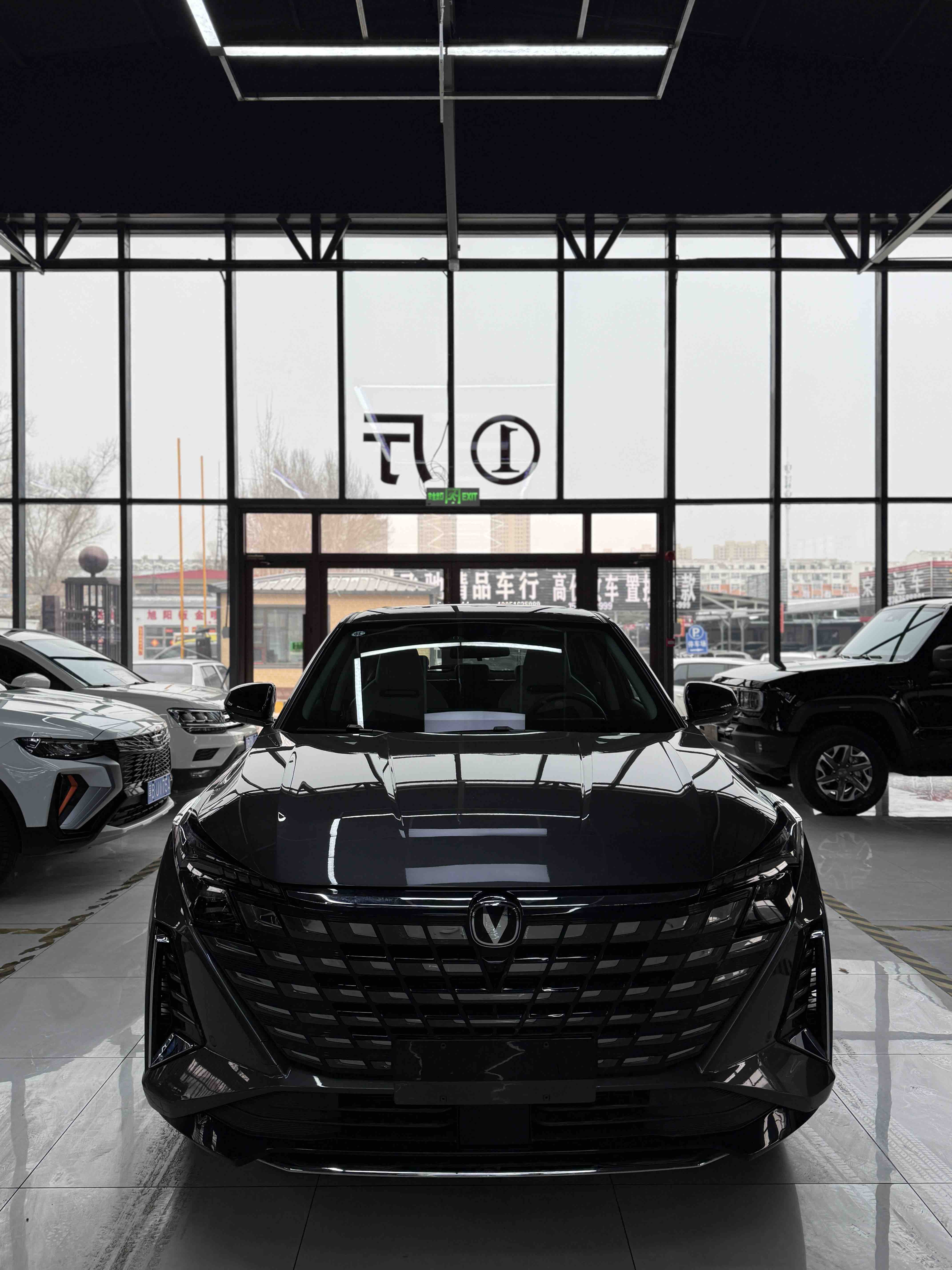 Changan UNI-Z PHEV 2024 car image #2