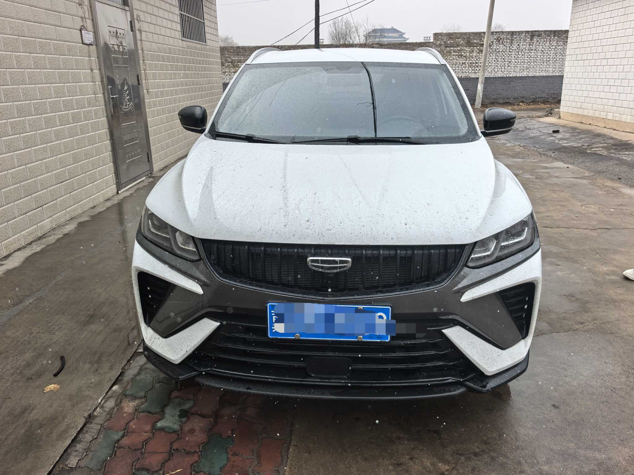 GEELY Coolray 2024 #2 GEELY Coolray 2024 car image #2