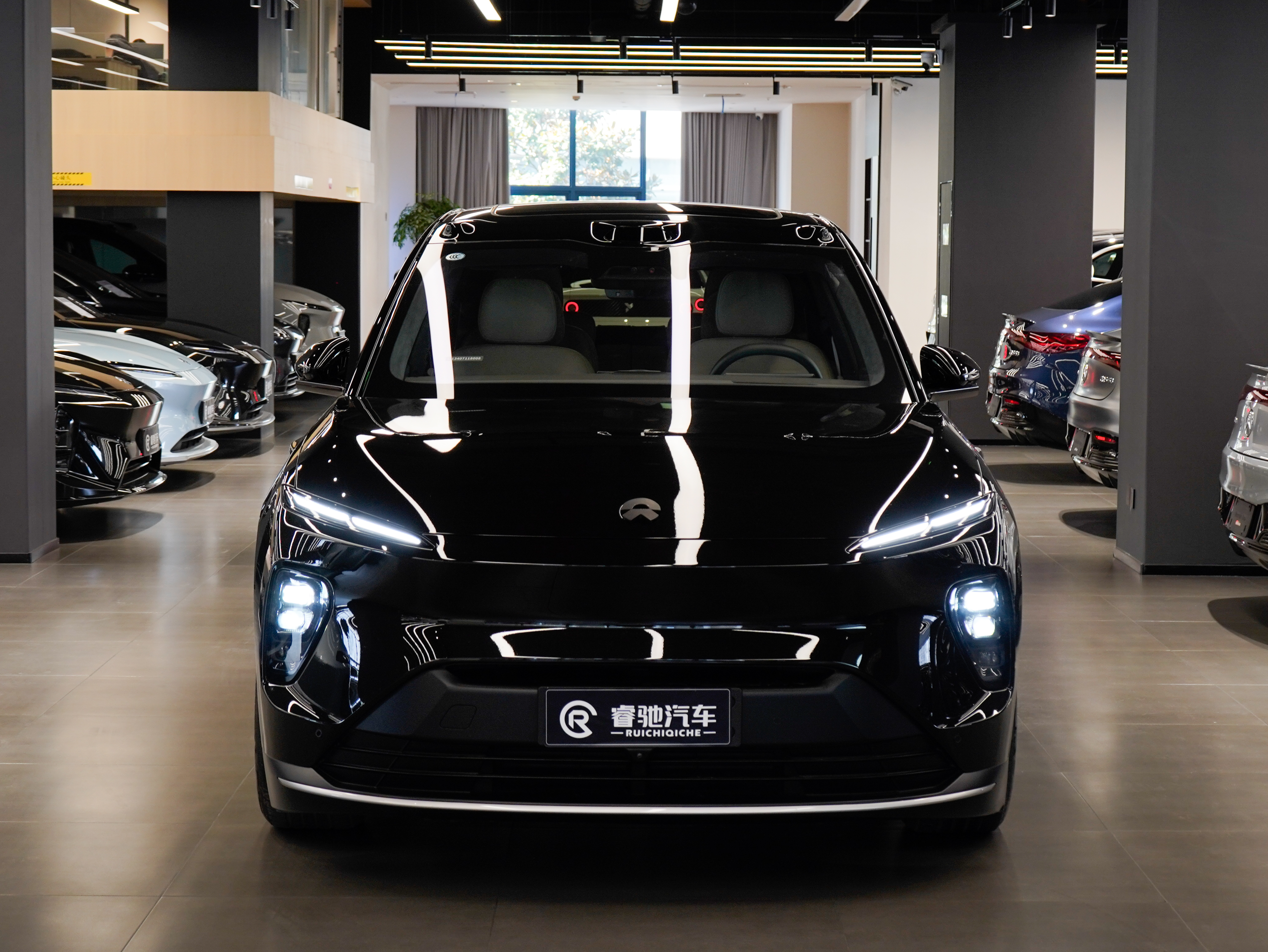 NIO ES8 2025 imagen de coche #2