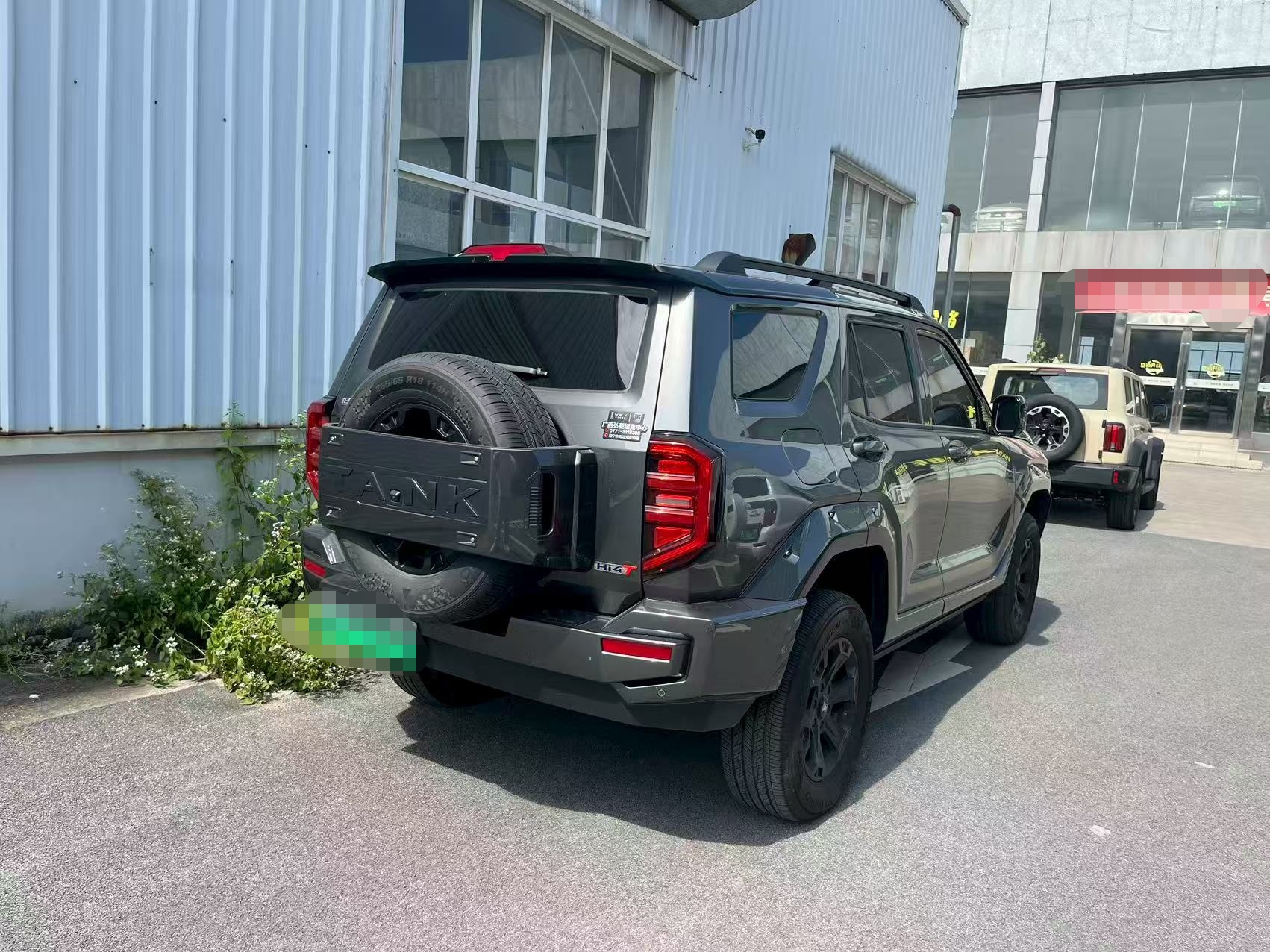 Tank 400 New Energy 2024 #2 Tank 400 New Energy 2024 car image #2