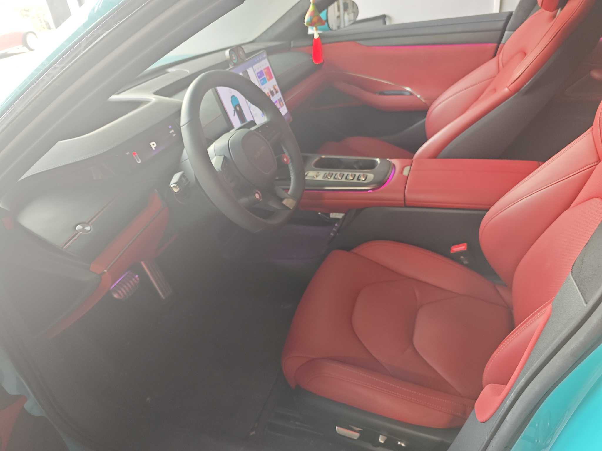 MI SU7 2025 car image #2