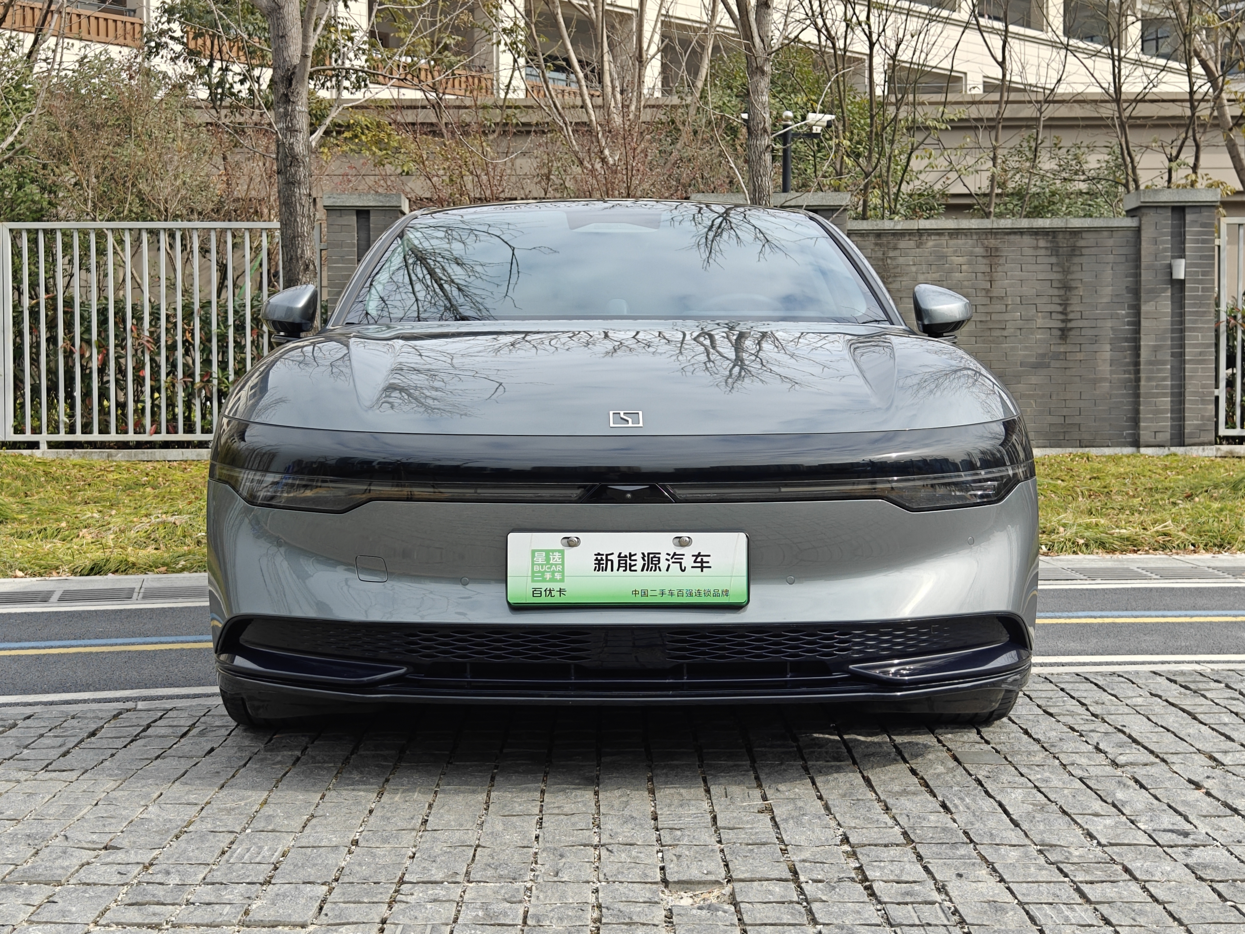 极氪 极氪007 2024 汽车图片 #2