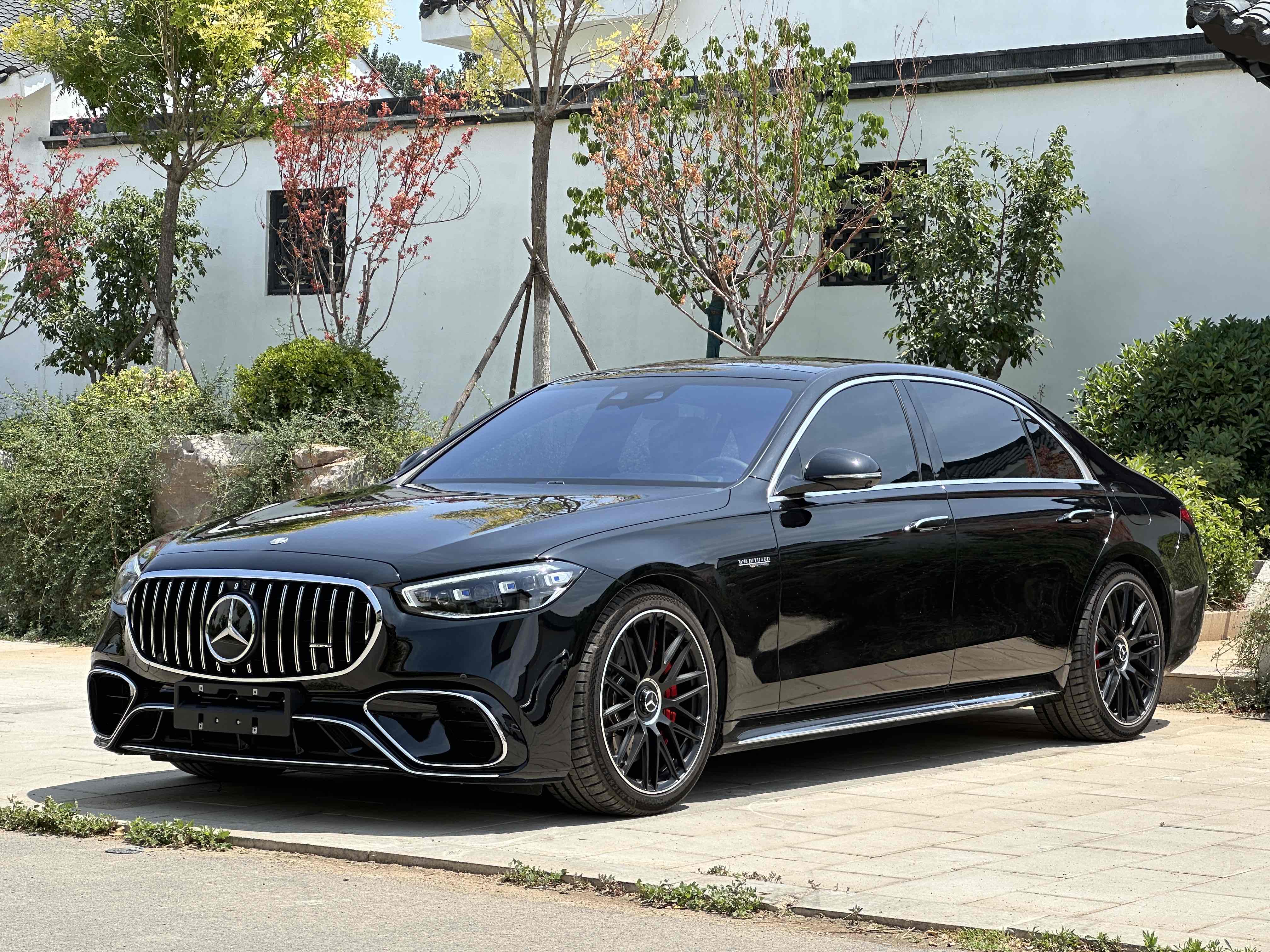 Mercedes-Benz S AMG New Energy 2024 изображение автомобиля #2