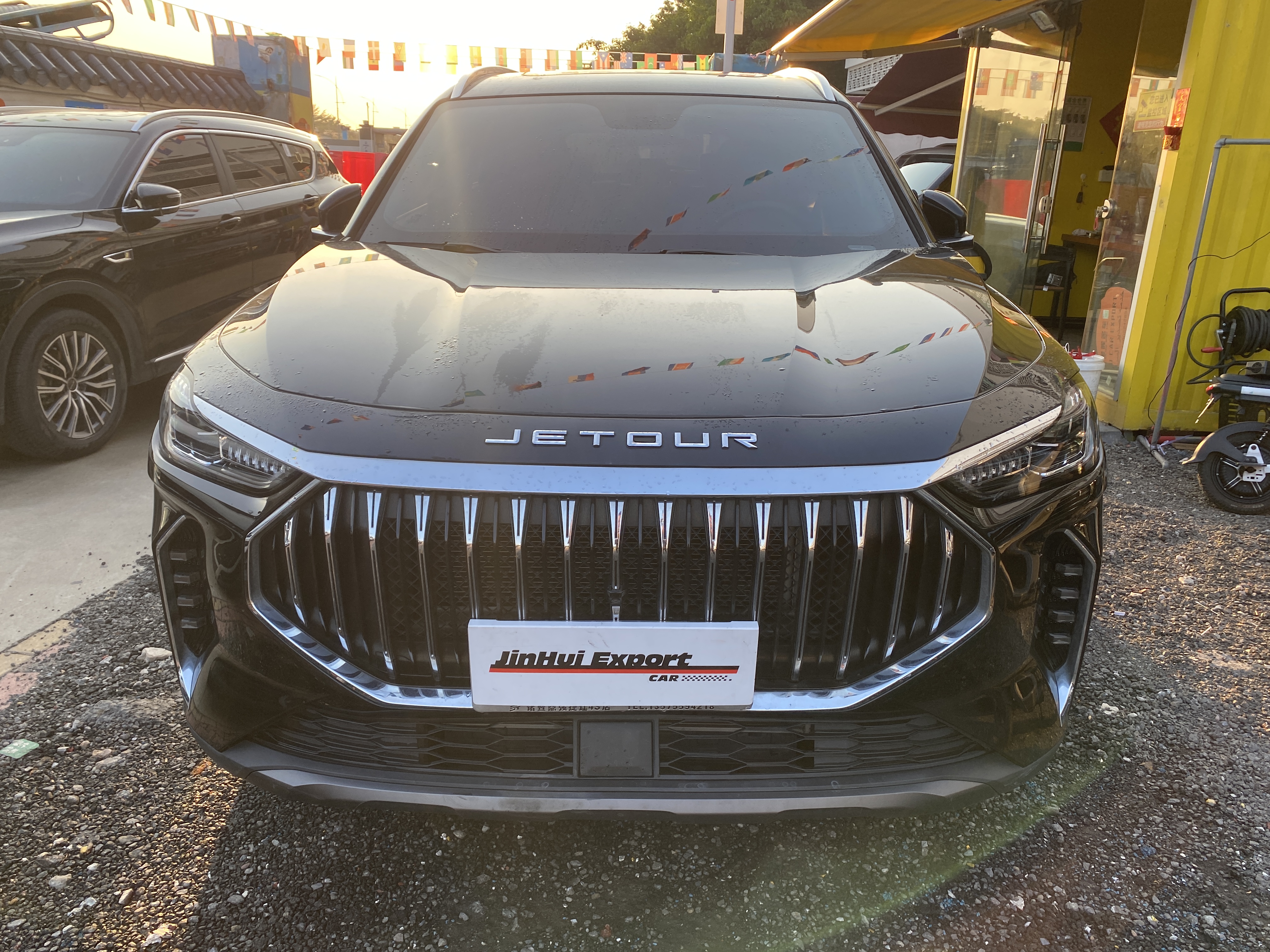 X70 PLUS 2024 car image #2