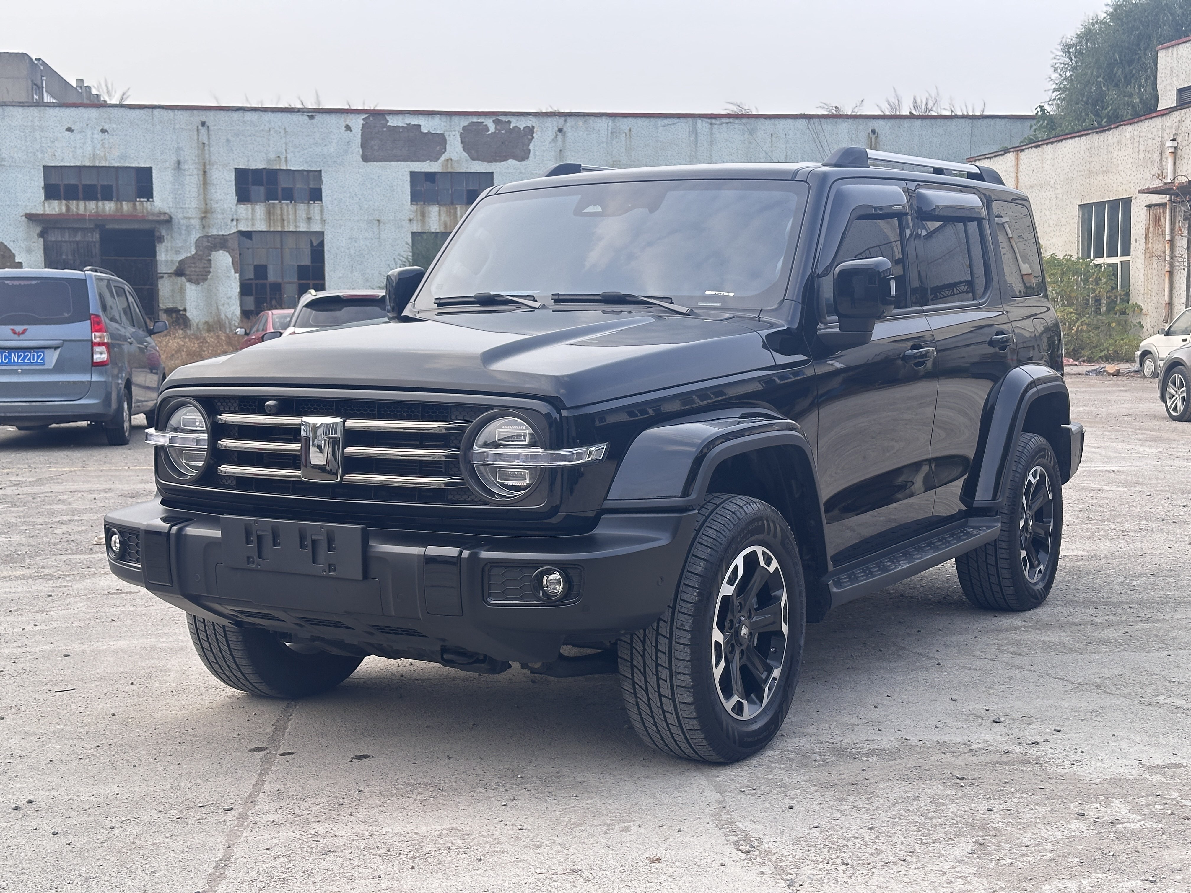 Tank 300 New Energy 2024 car image #2