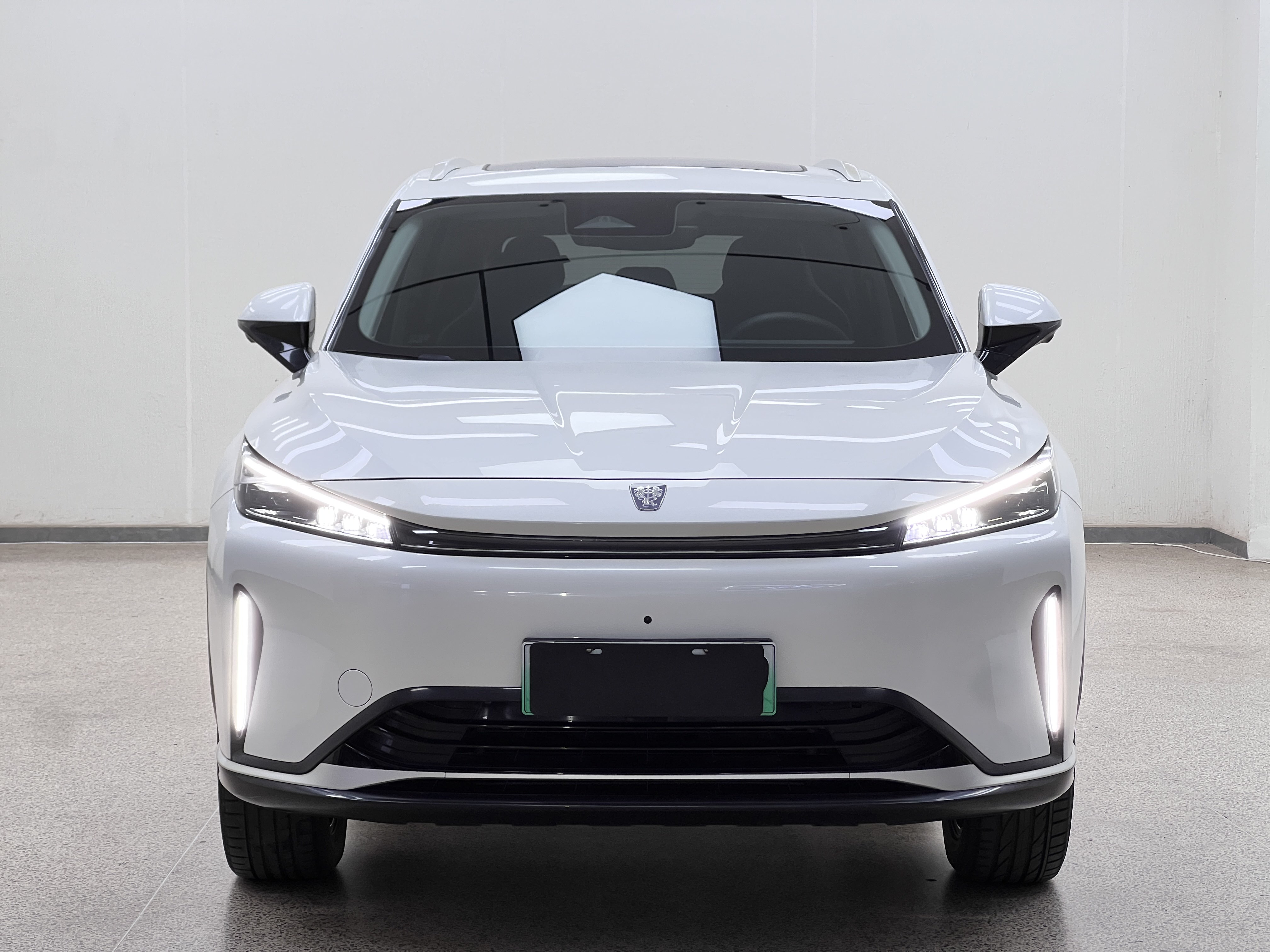 Roewe D5X DMH 2024 car image #2