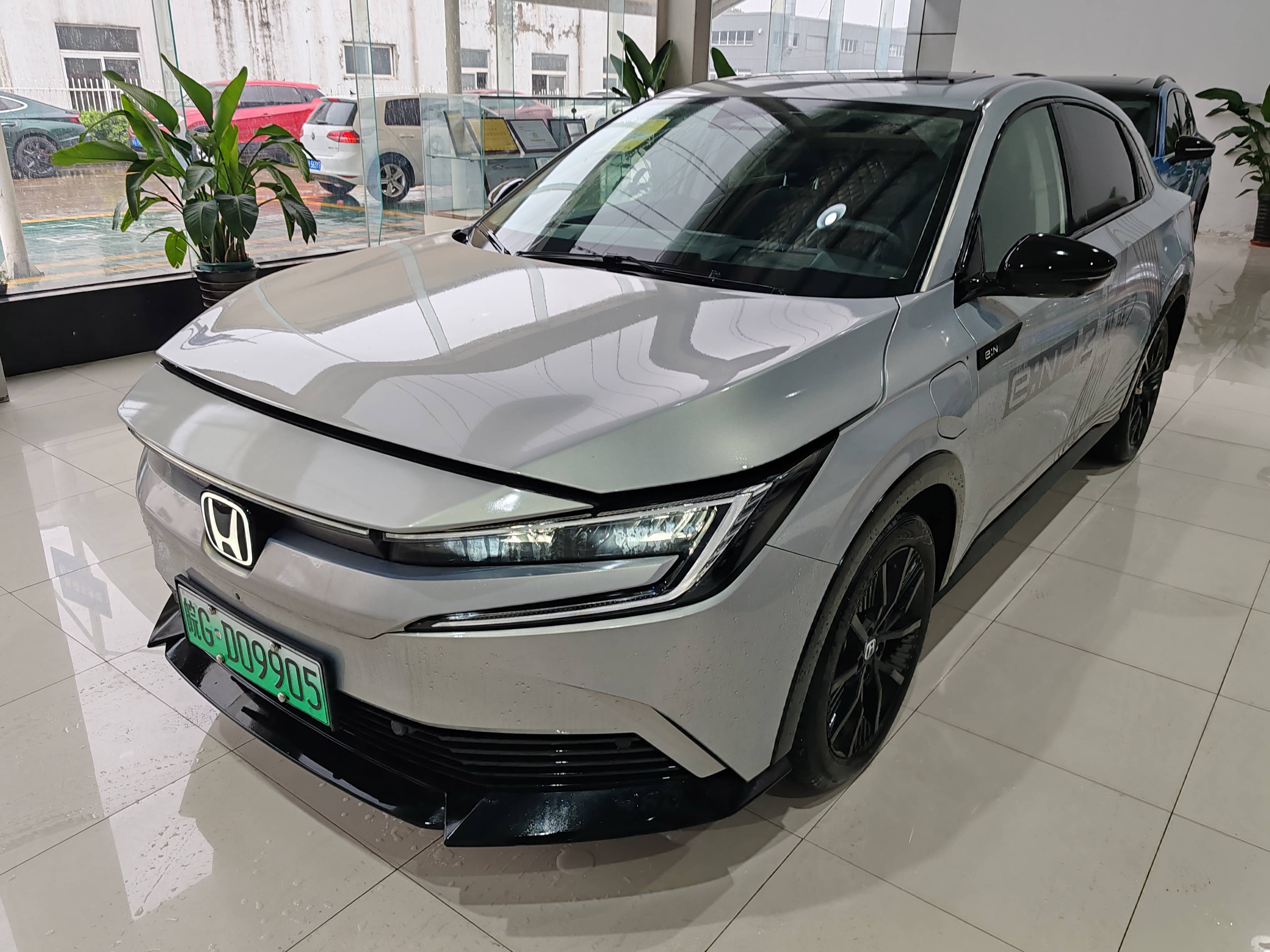 Honda e:NS2 2024 car image #2