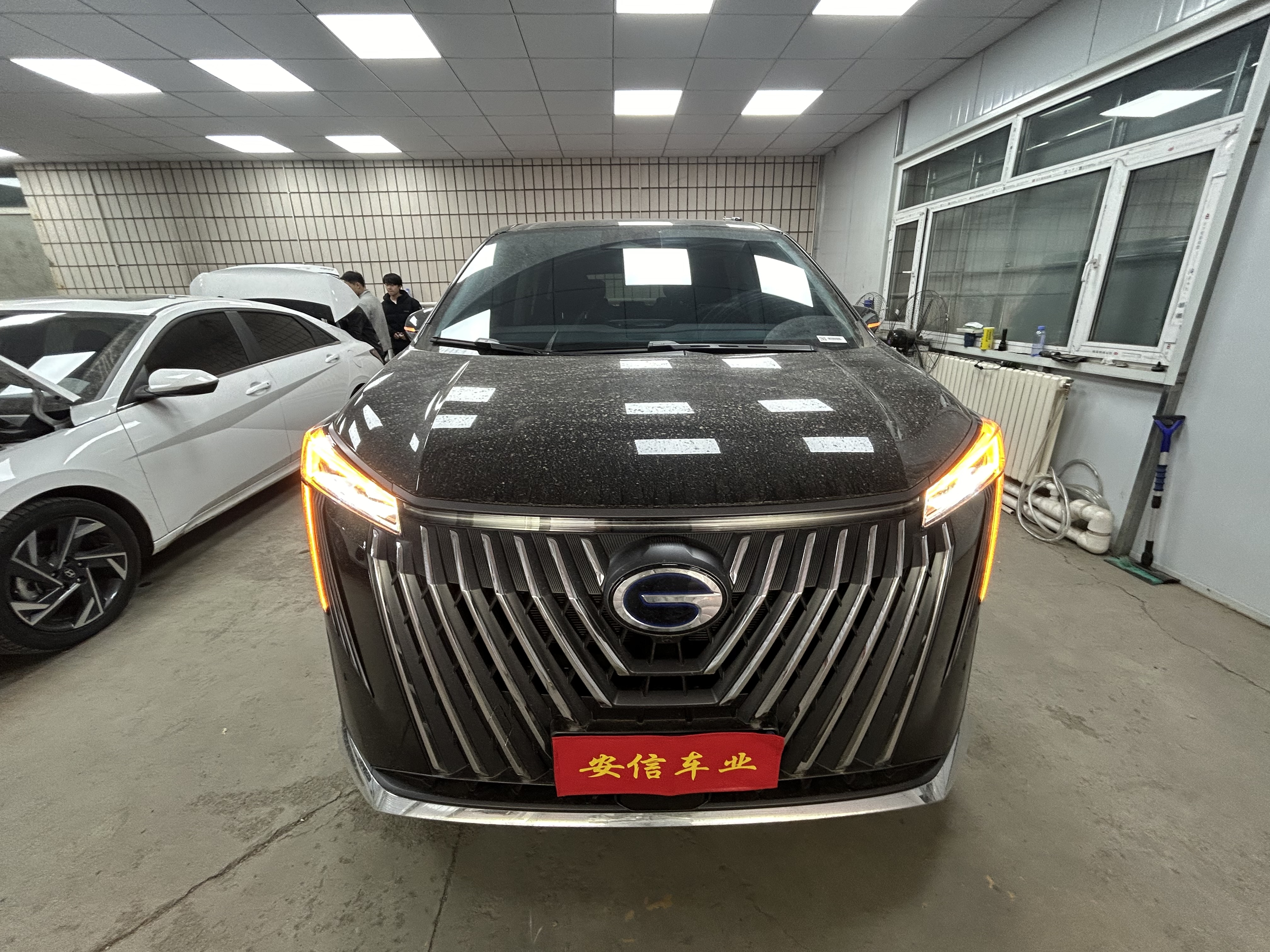 广汽传祺 传祺M8 2025 汽车图片 #2