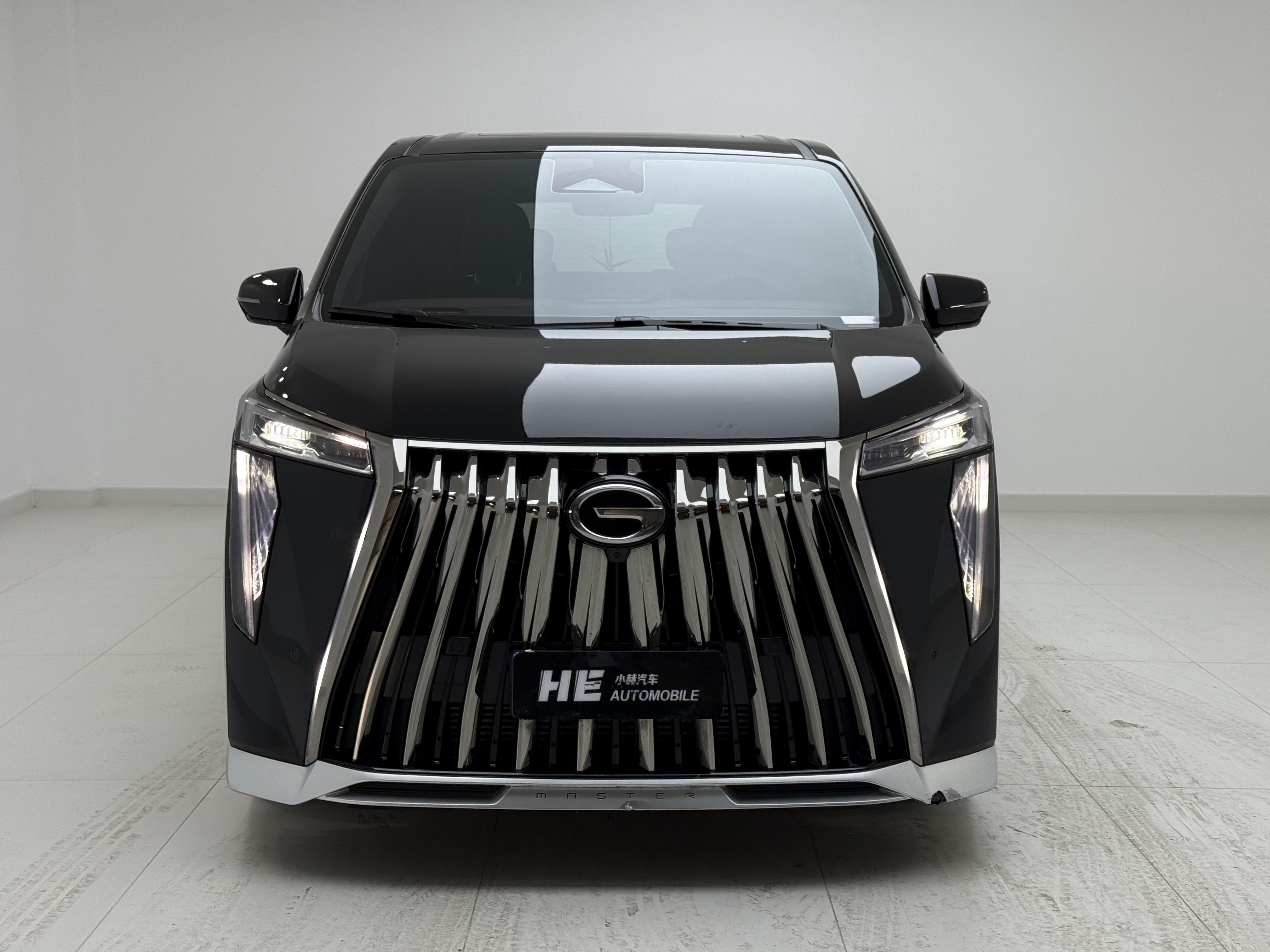 GAC Trumpchi M8 2025 #2 GAC Trumpchi M8 2025 car image #2