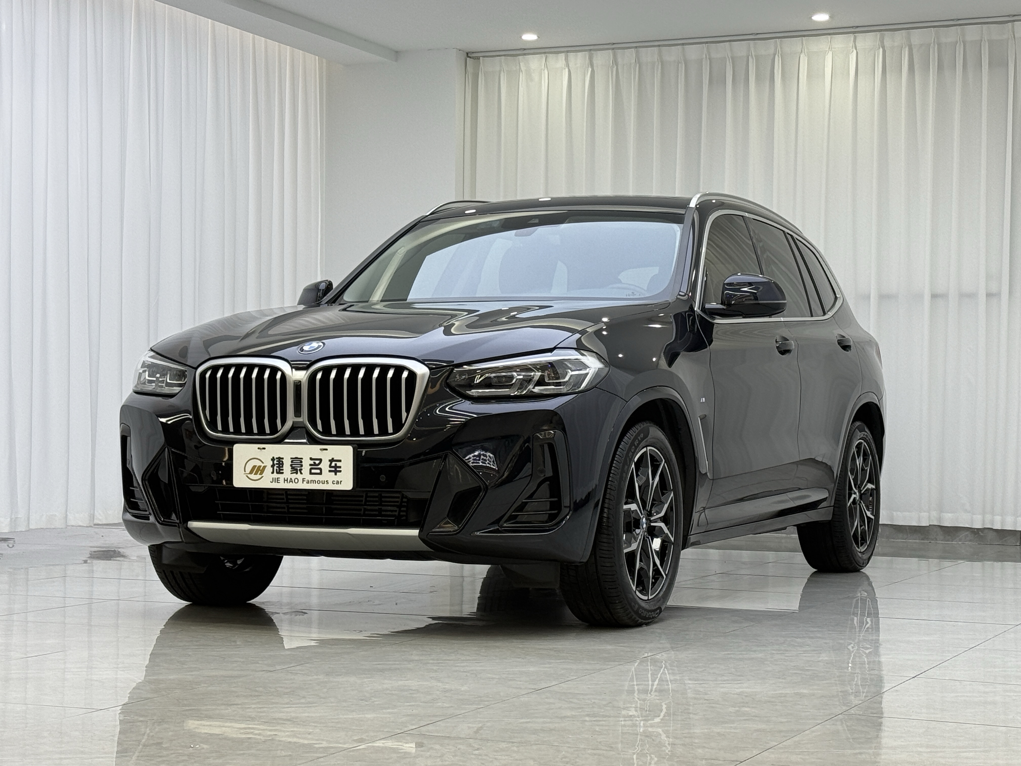 BMW X3 2024 #2 BMW X3 2024 immagine di auto #2