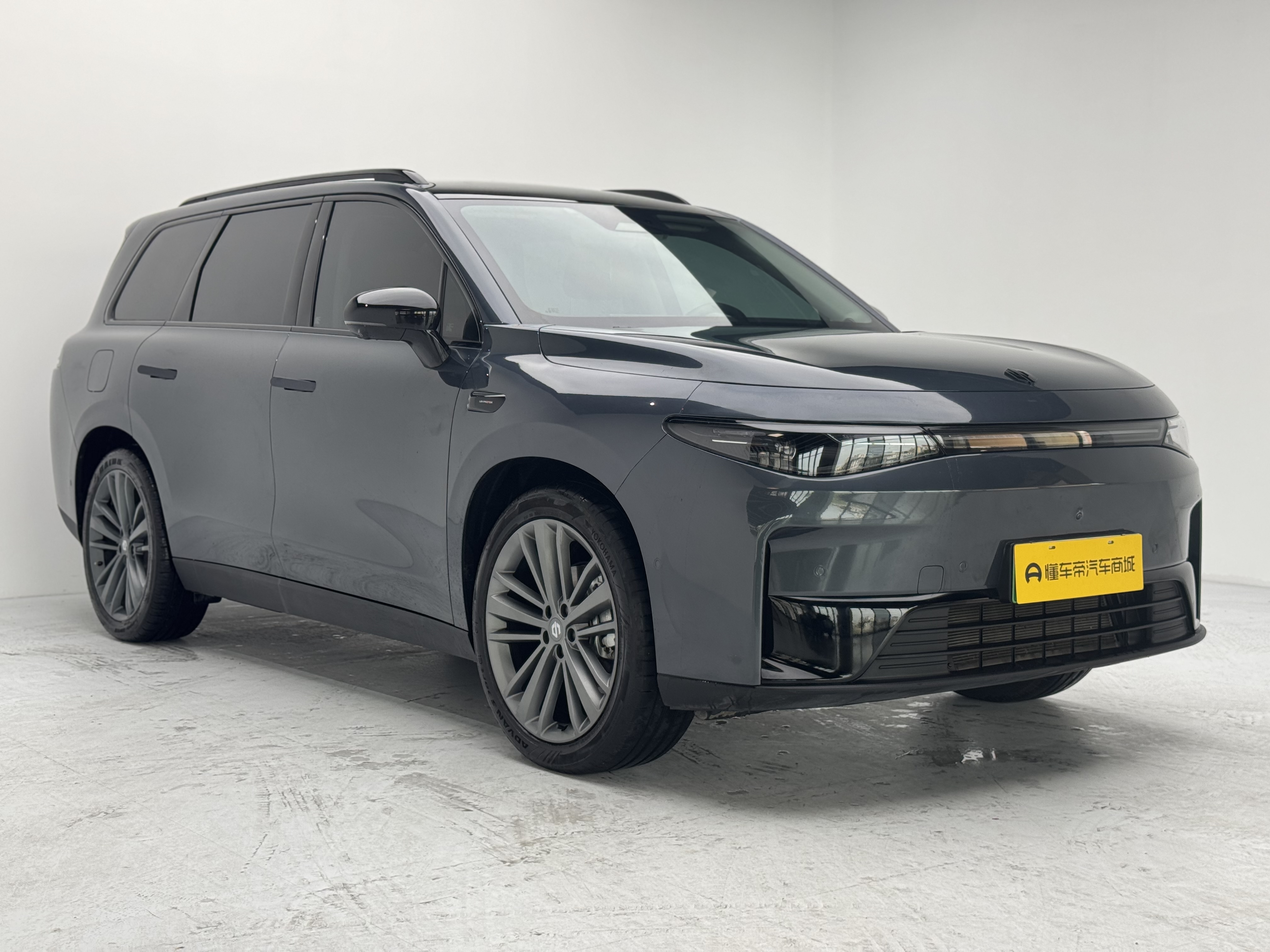 零跑汽车 零跑C16 2024 汽车图片 #2