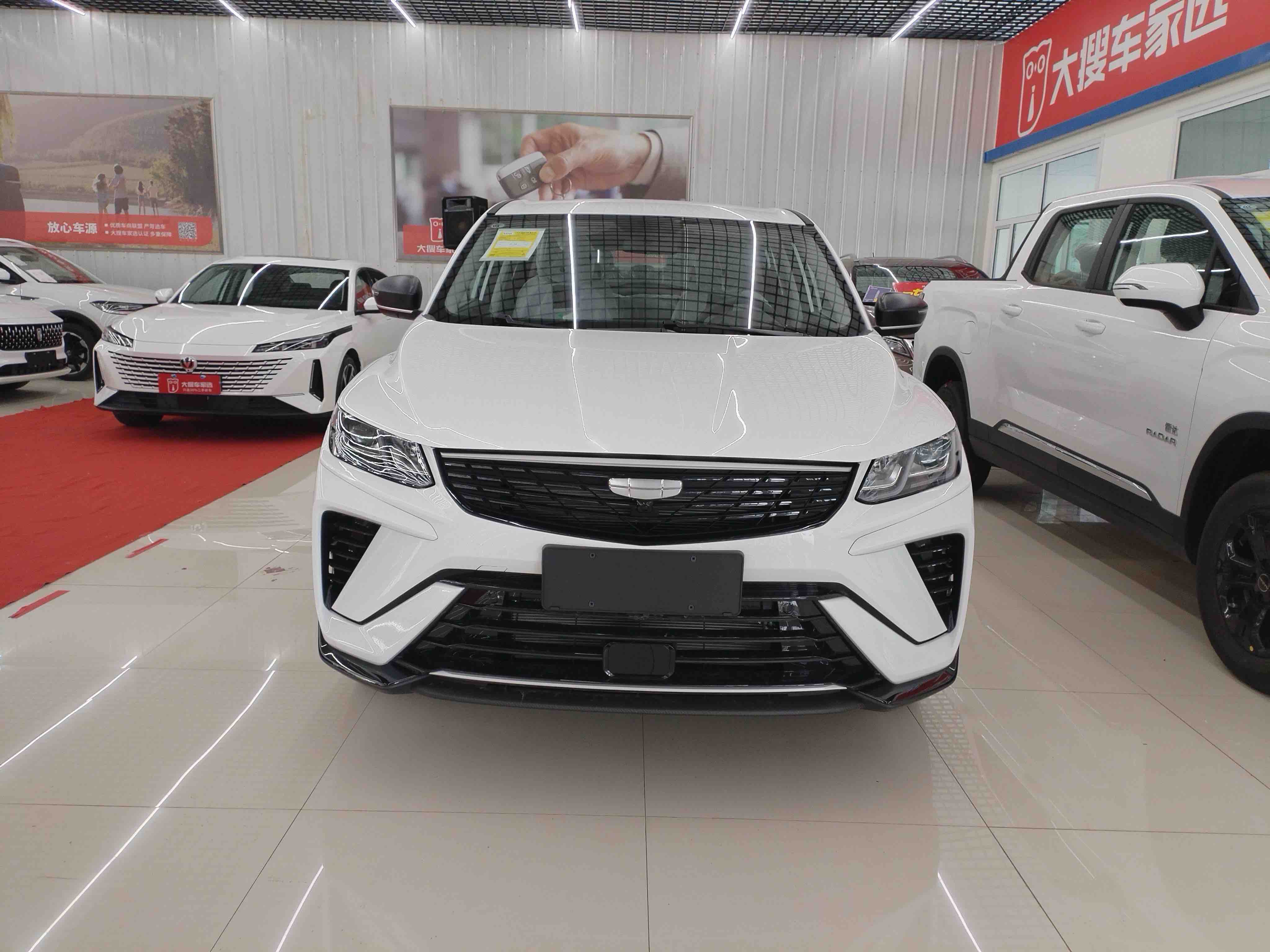 GEELY Coolray 2025 #2 GEELY Coolray 2025 car image #2