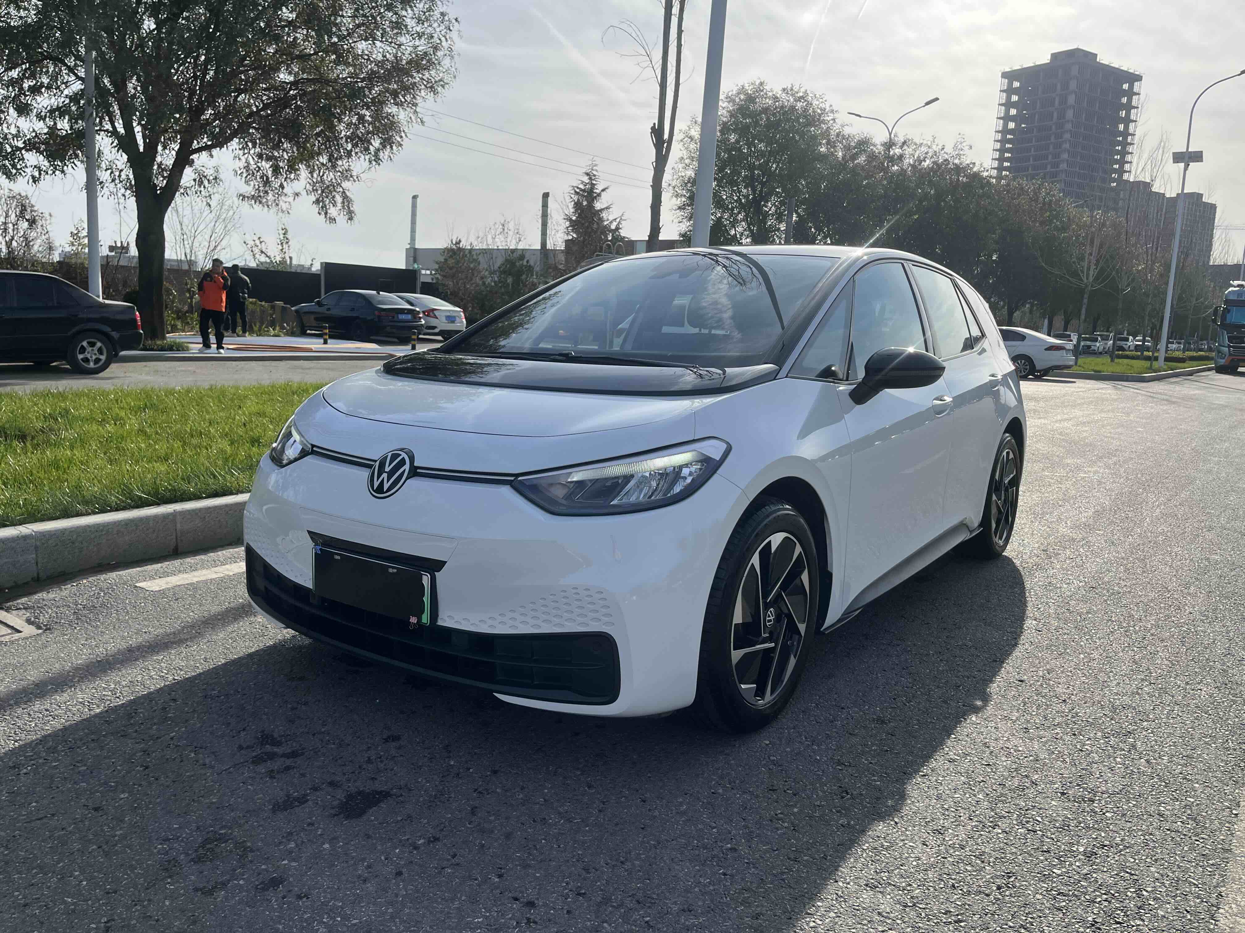 Volkswagen ID.3 2025 immagine di auto #2