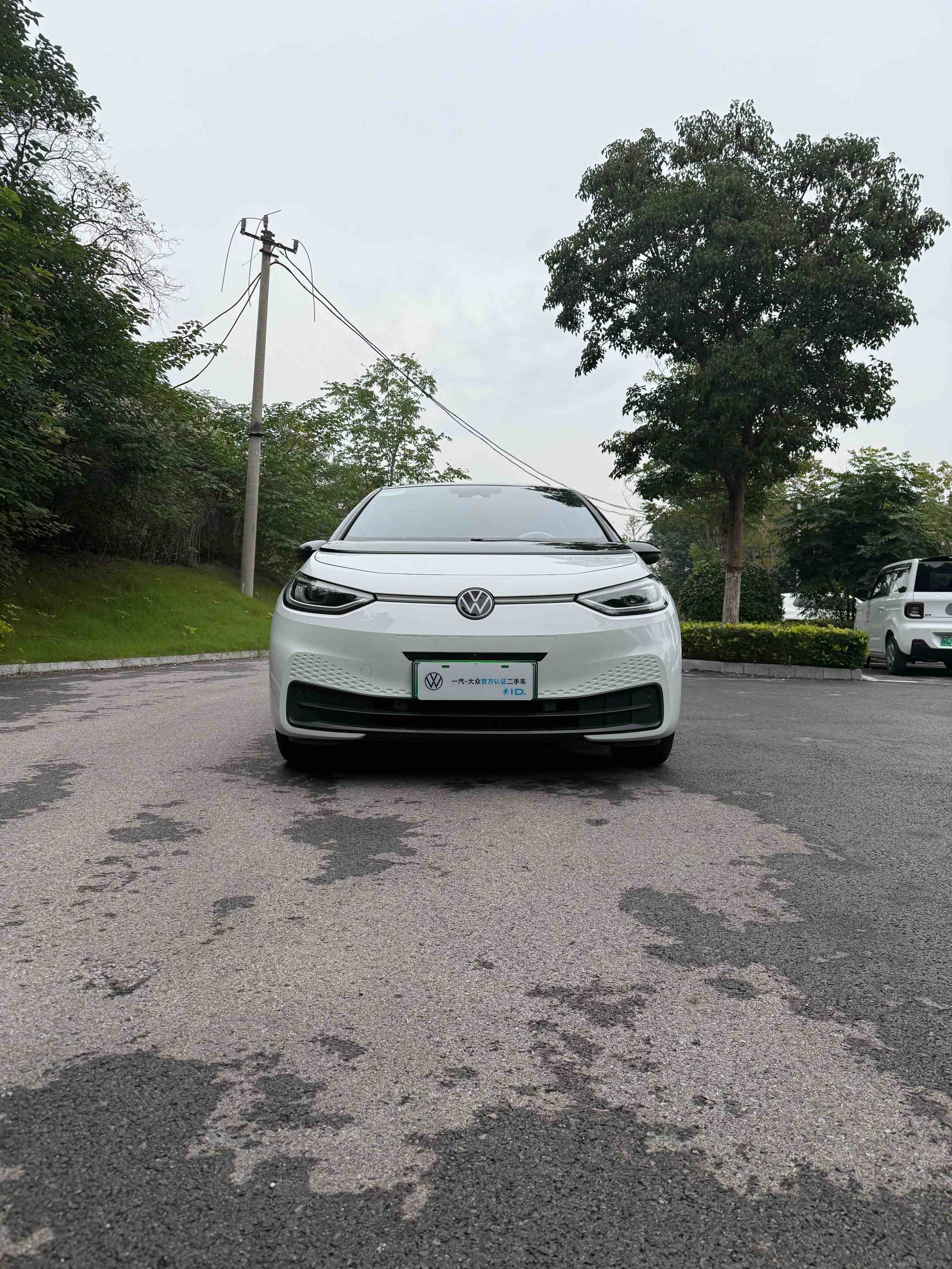 Volkswagen ID.3 2025 immagine di auto #2