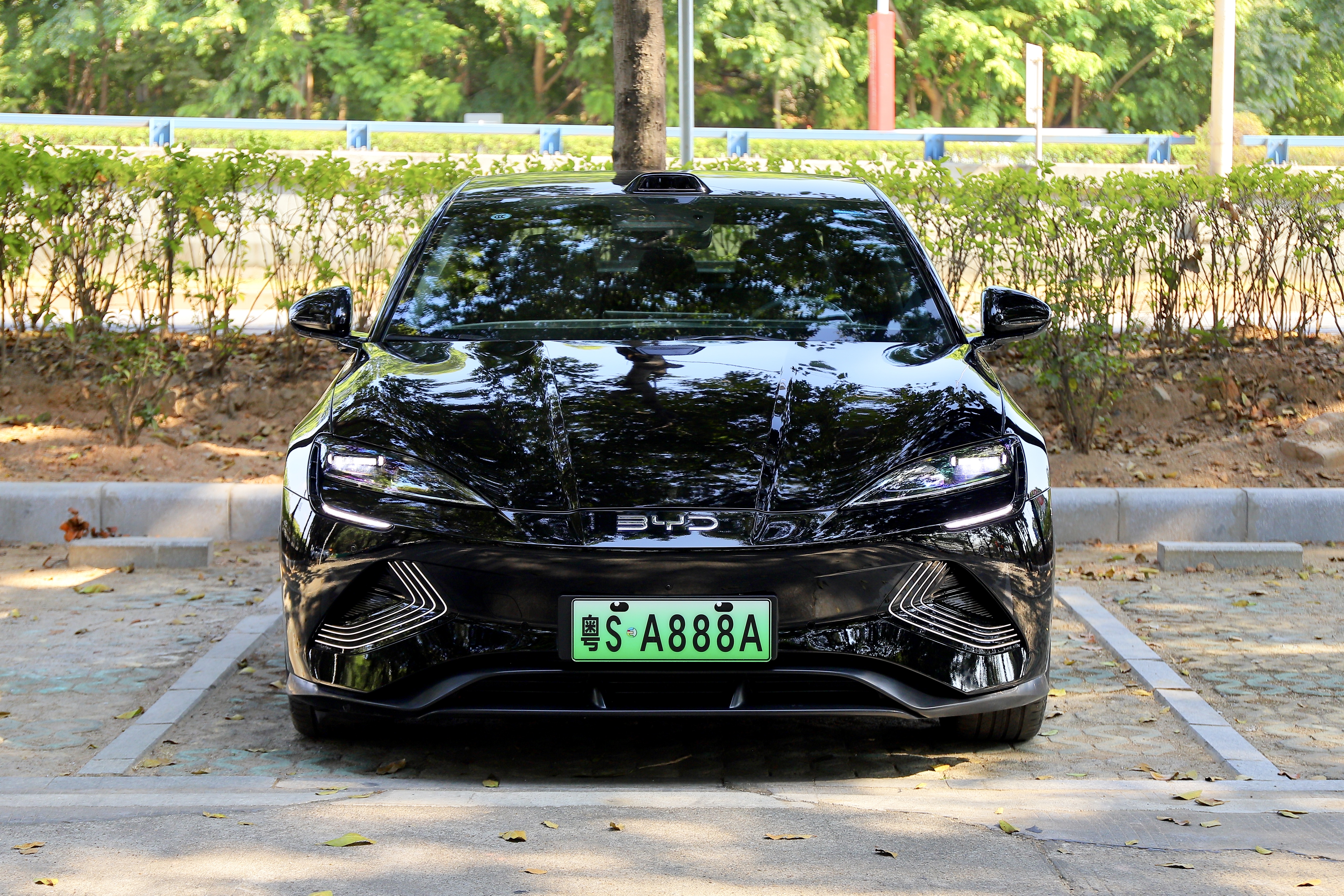 BYD Seal 2025 #2 BYD Seal 2025 car image #2