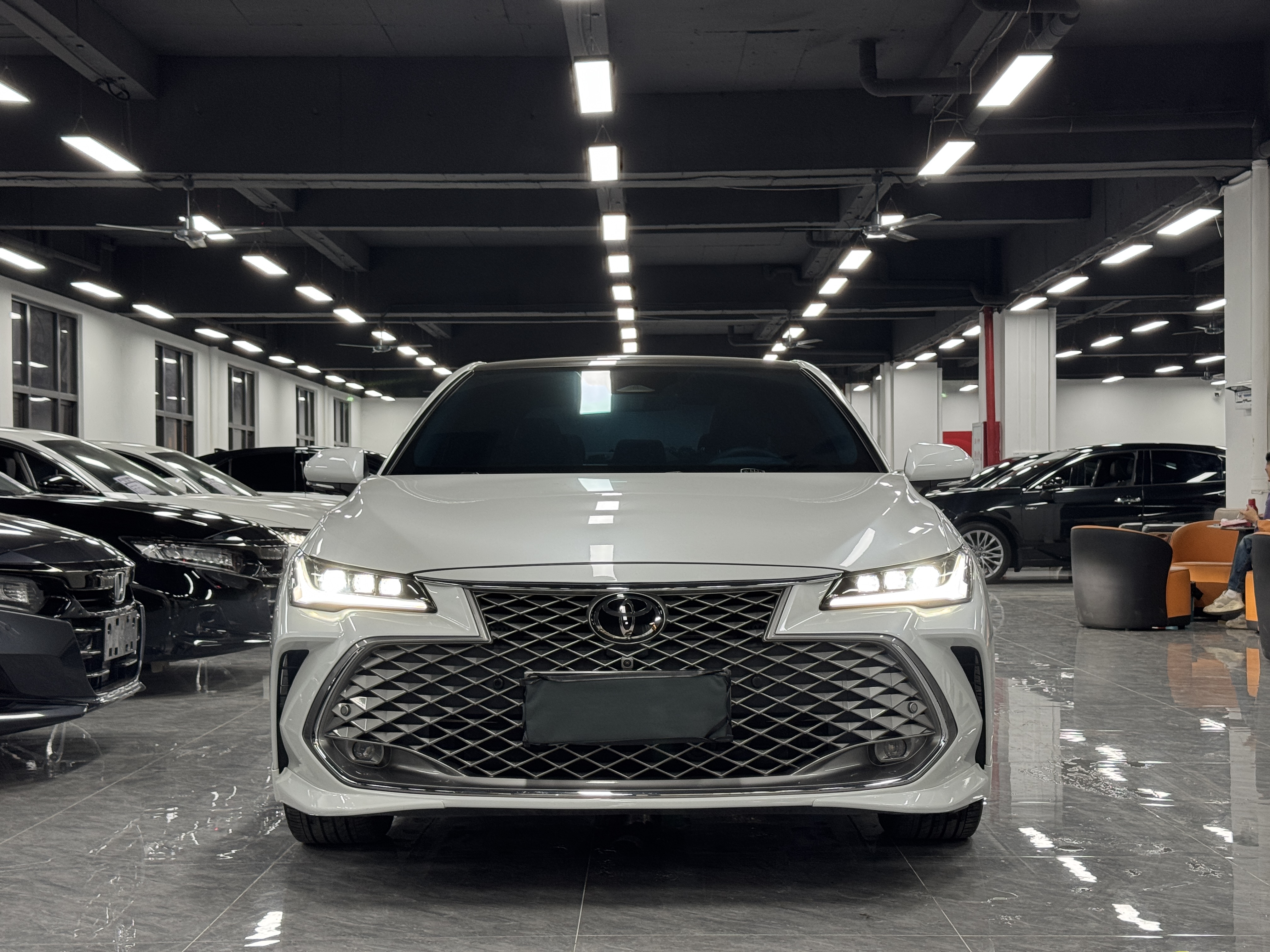 Toyota Avalon 2024 immagine di auto #2