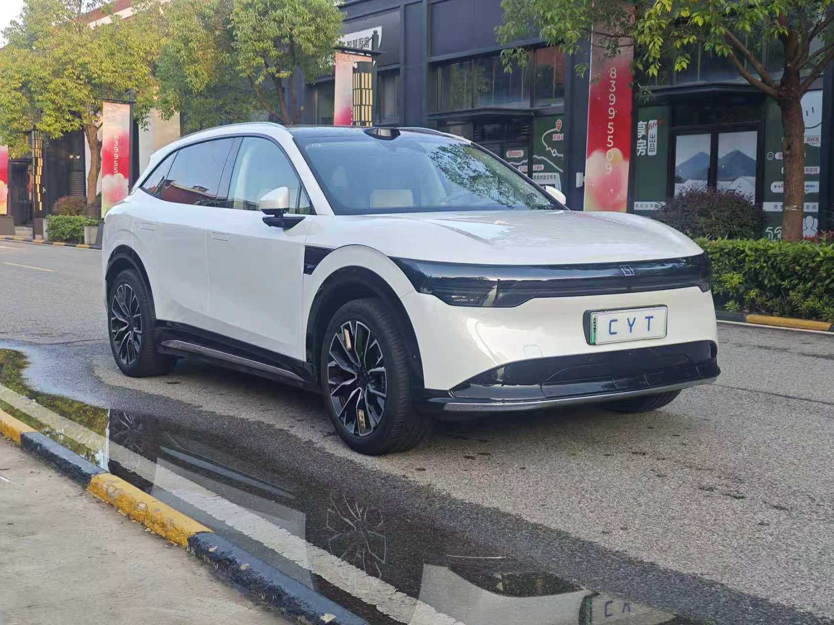 极氪 极氪007 2025 汽车图片 #2