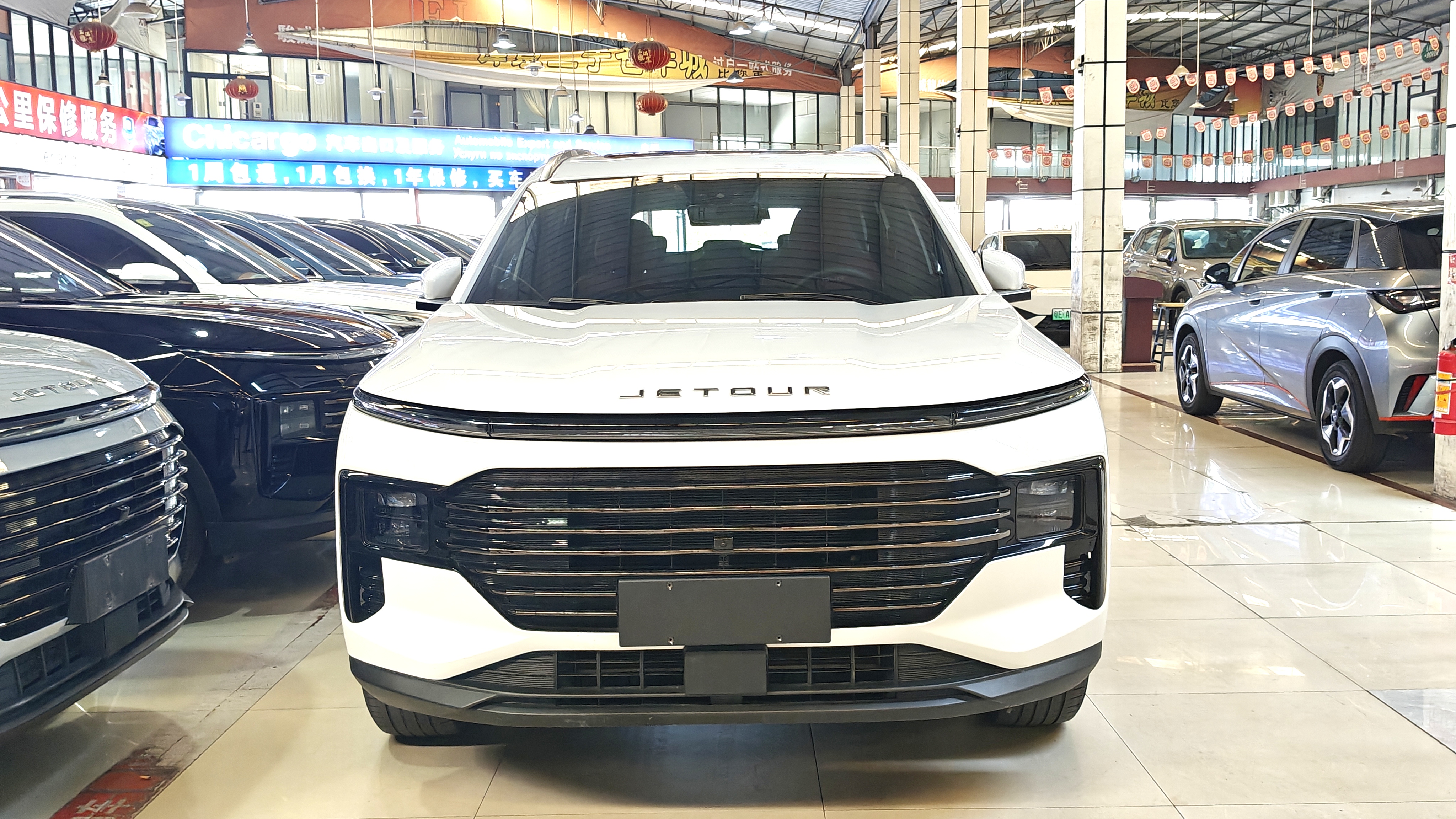 Jetour X70 PLUS 2025 #2 Jetour X70 PLUS 2025 car image #2
