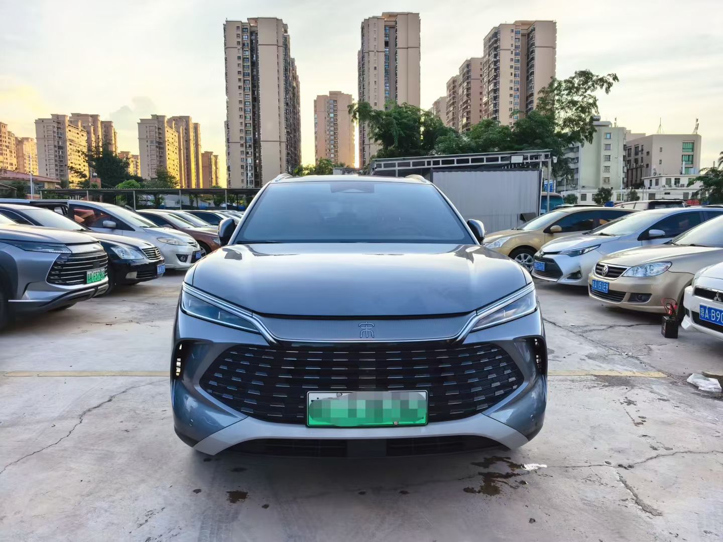 BYD SongL DM-i 2024 car image #2