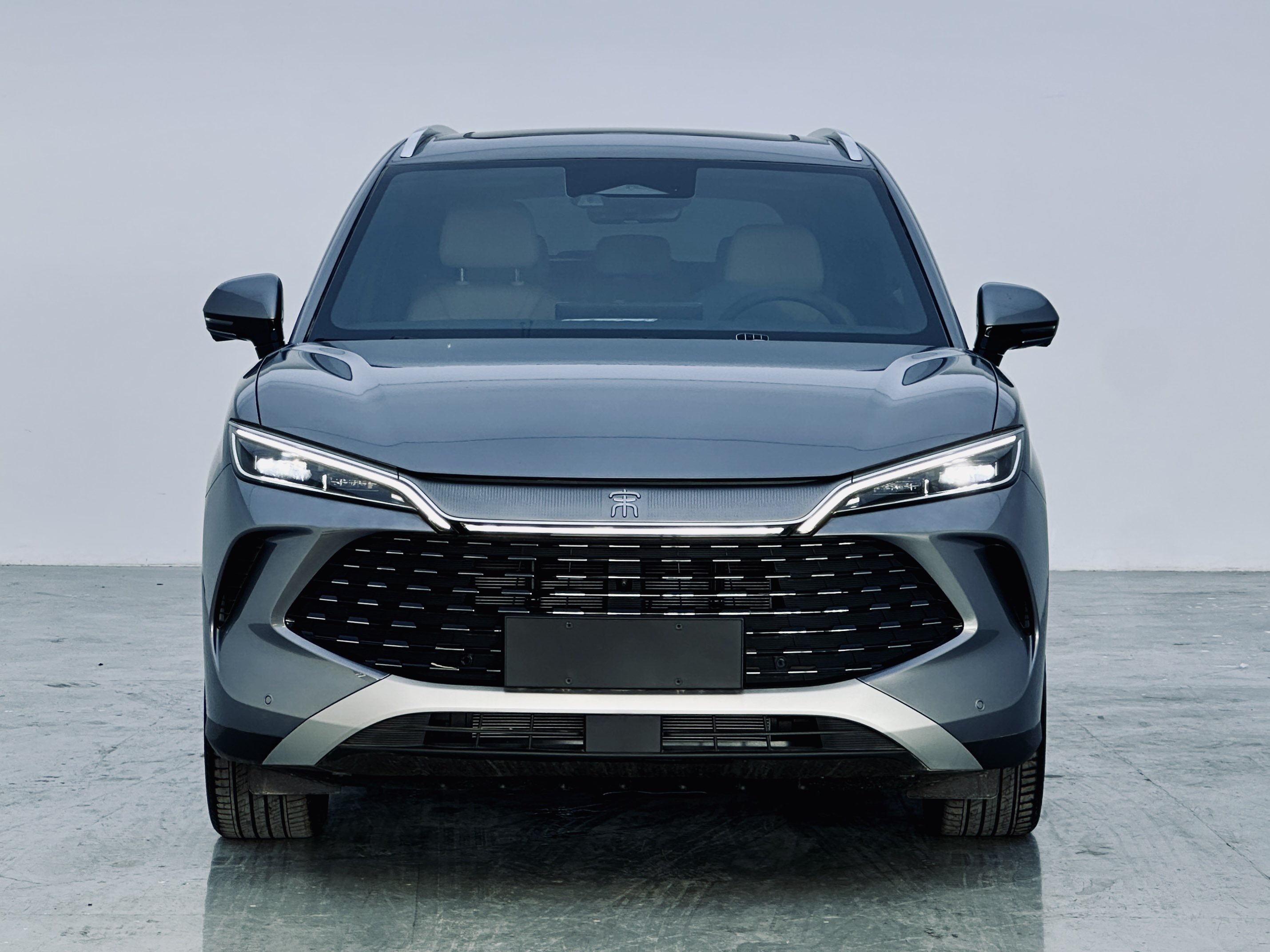 BYD SongL DM-i 2024 car image #2