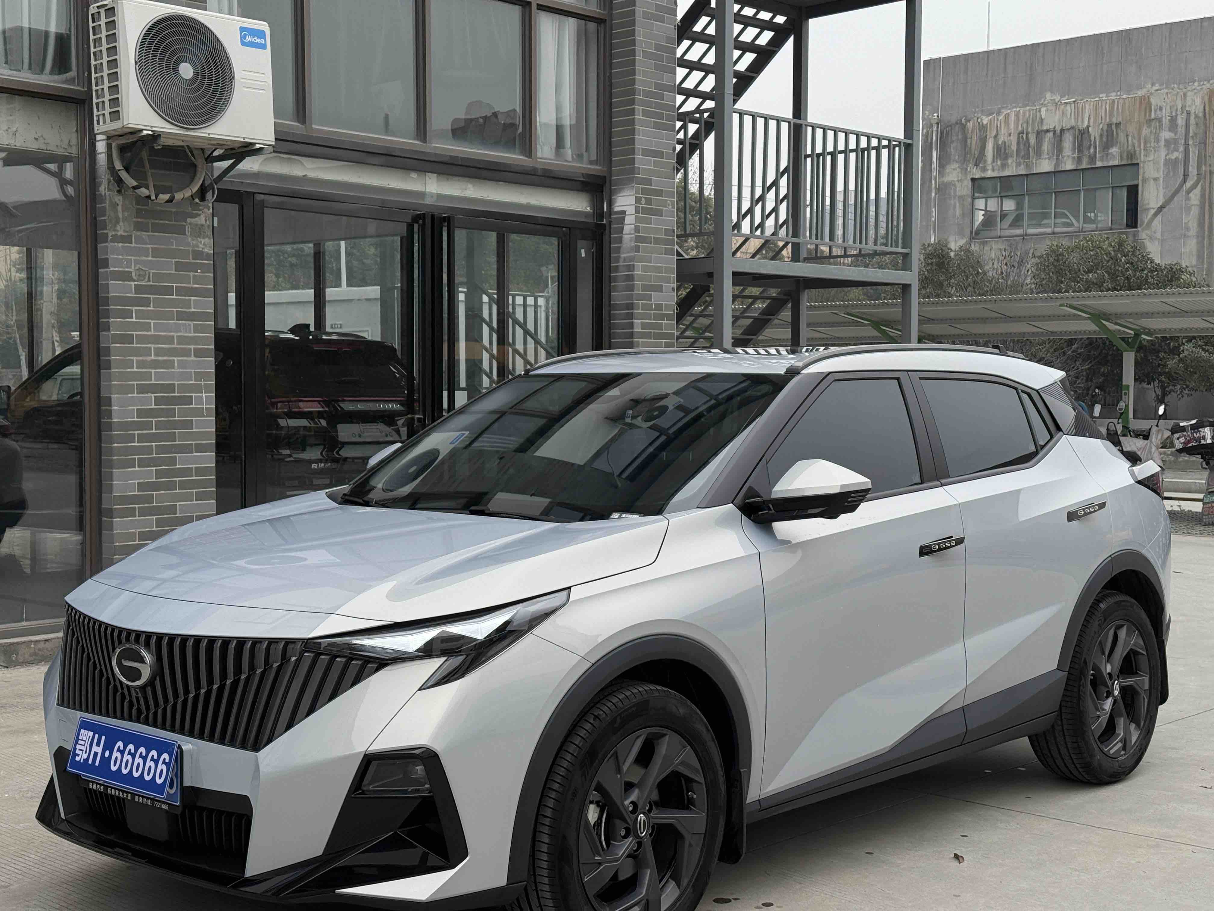 GAC Trumpchi GS3 2025 car image #2
