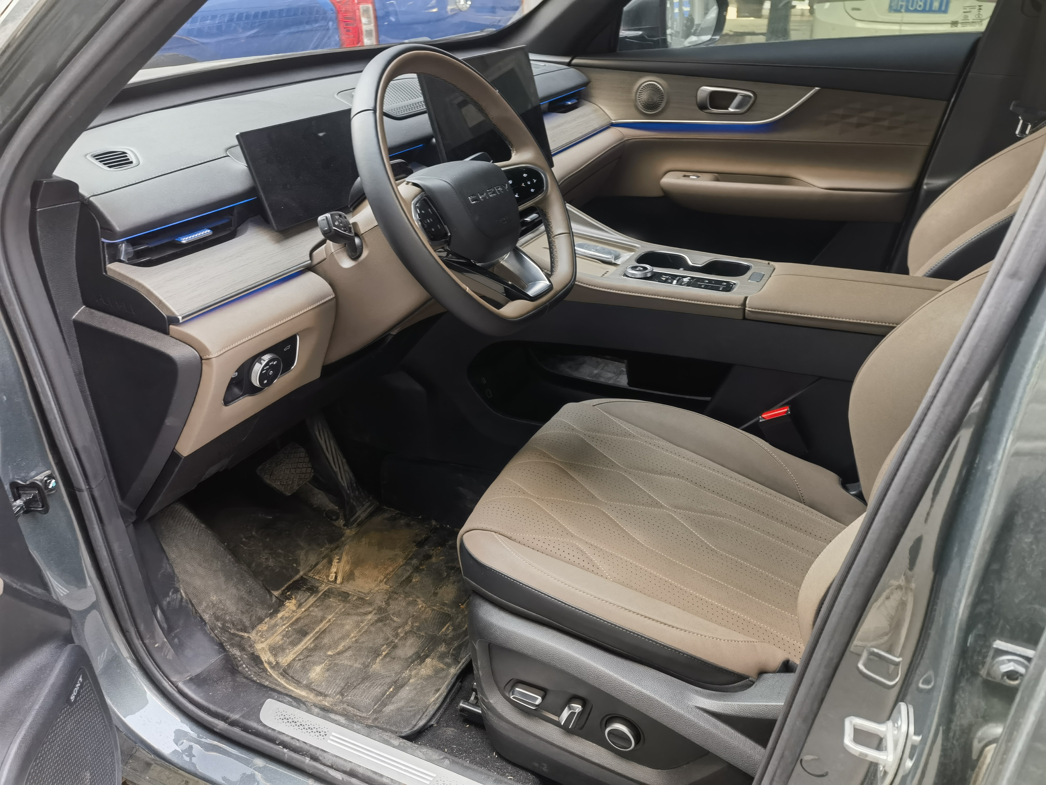 Tiggo 8 Plus 2025 car image #2