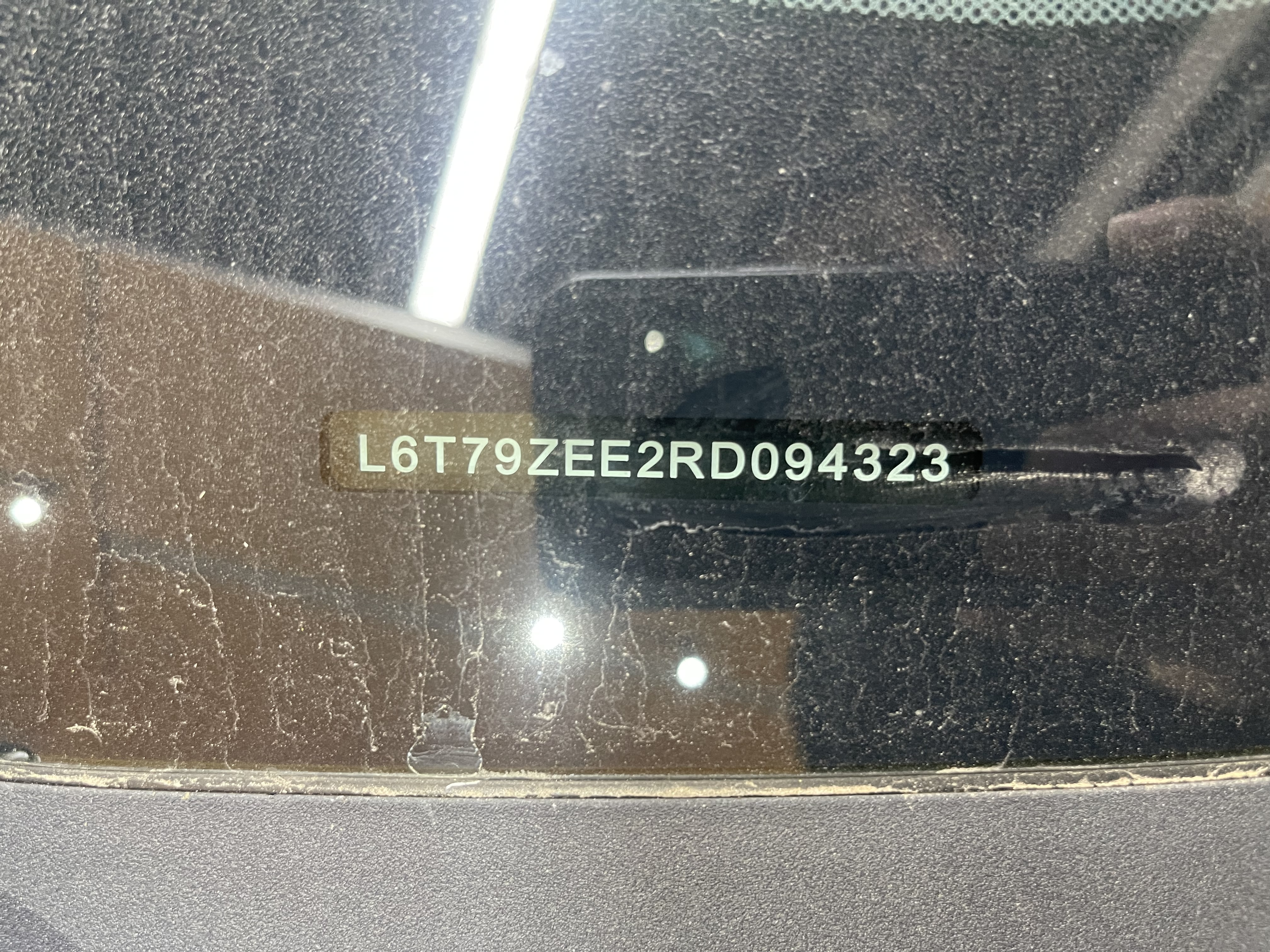 Lynk & Co 2024 car image #2