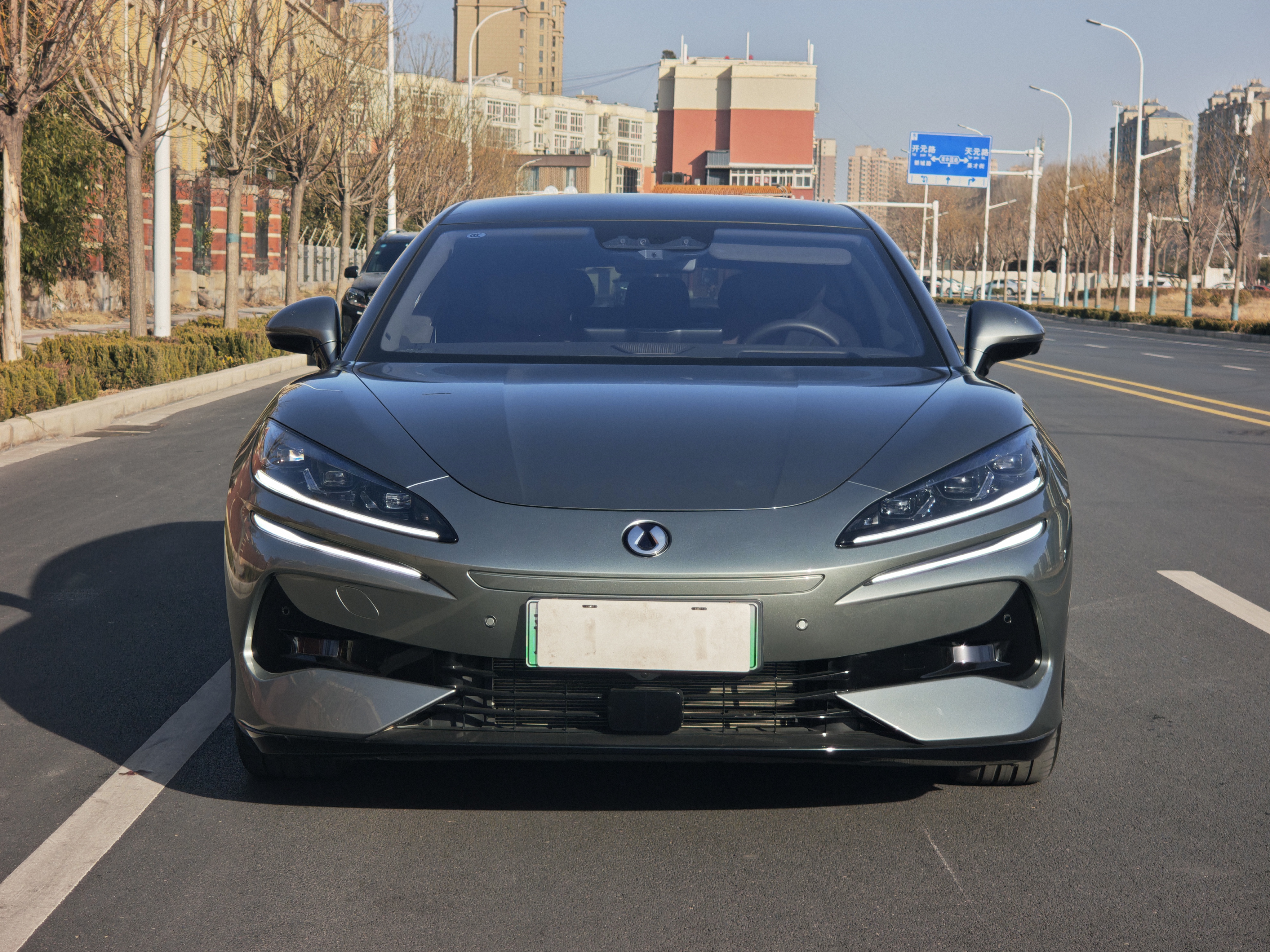 Denza Z9GT 2024 #2 Denza Z9GT 2024 car image #2