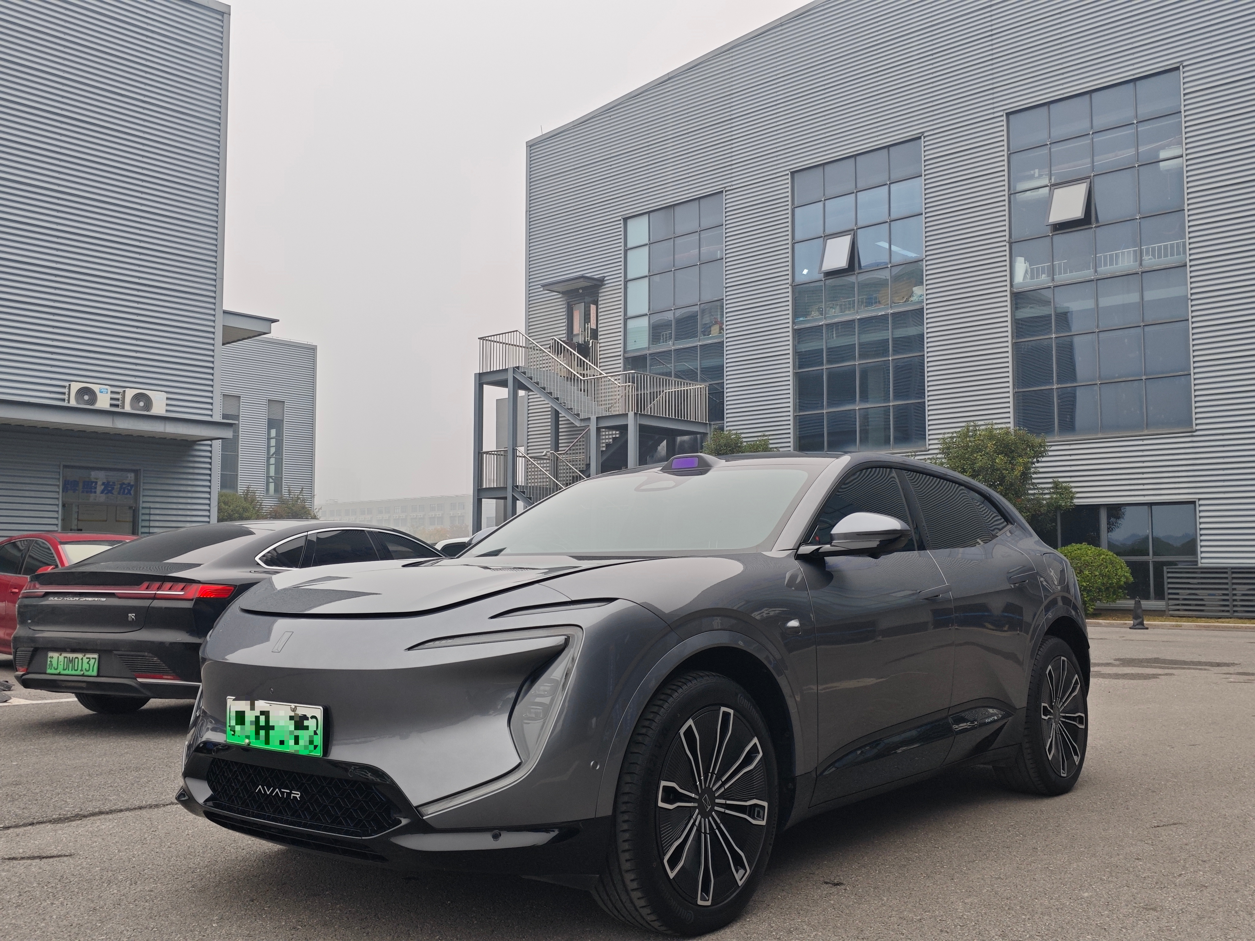 Avatr 07 2024 car image #2