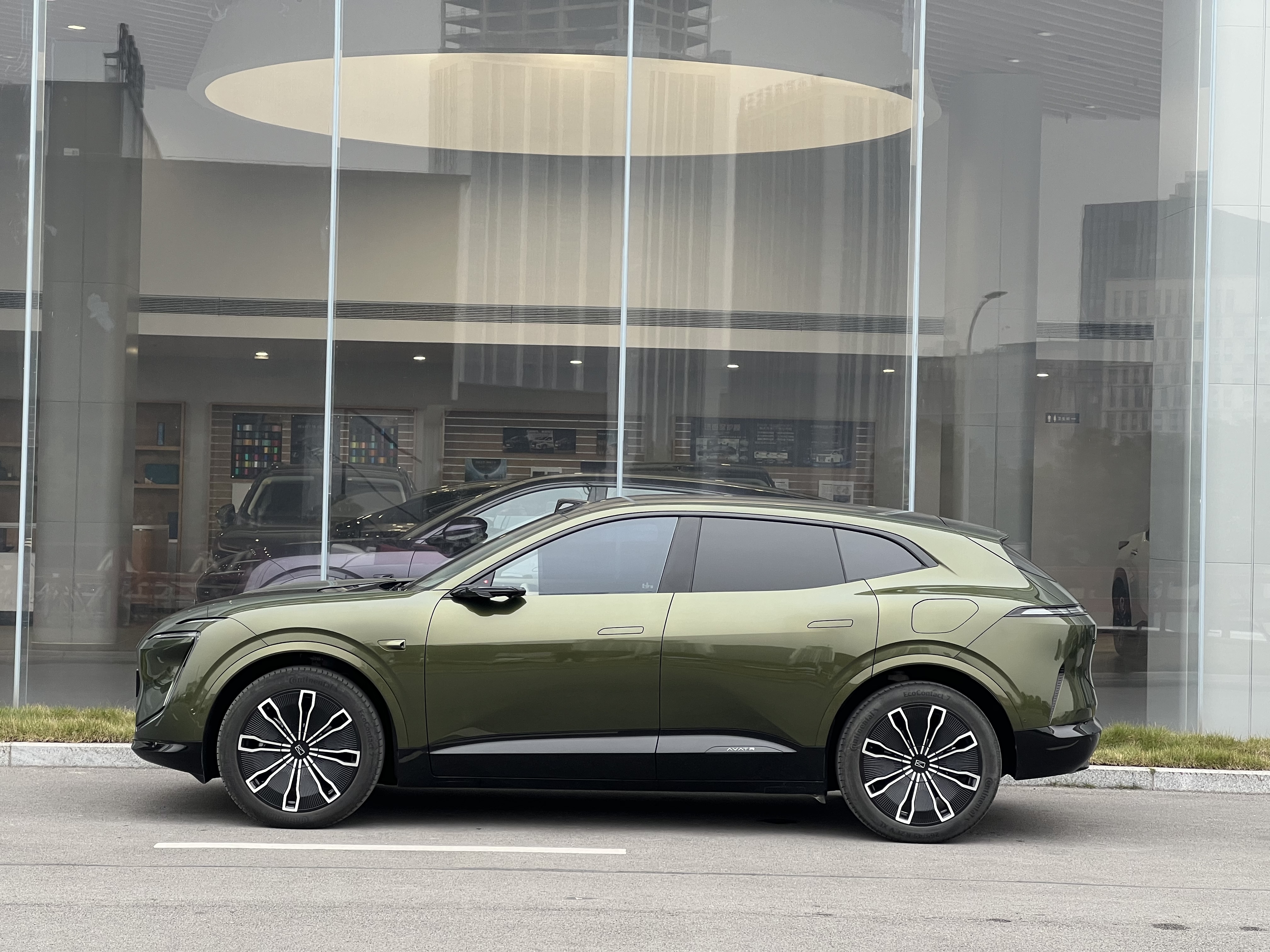 Avatr 07 2024 imagem de carro #2