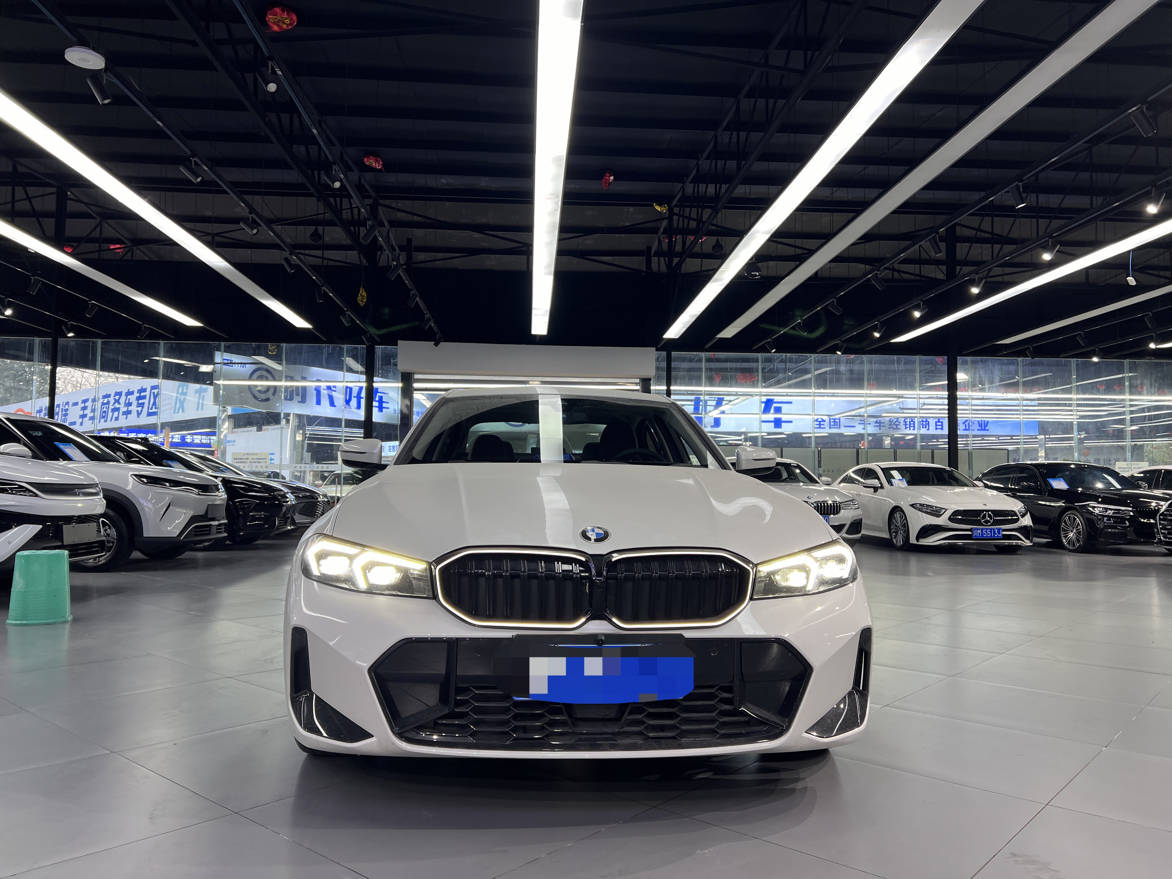 BMW 3 Series 2024 #2 BMW 3 Series 2024 immagine di auto #2