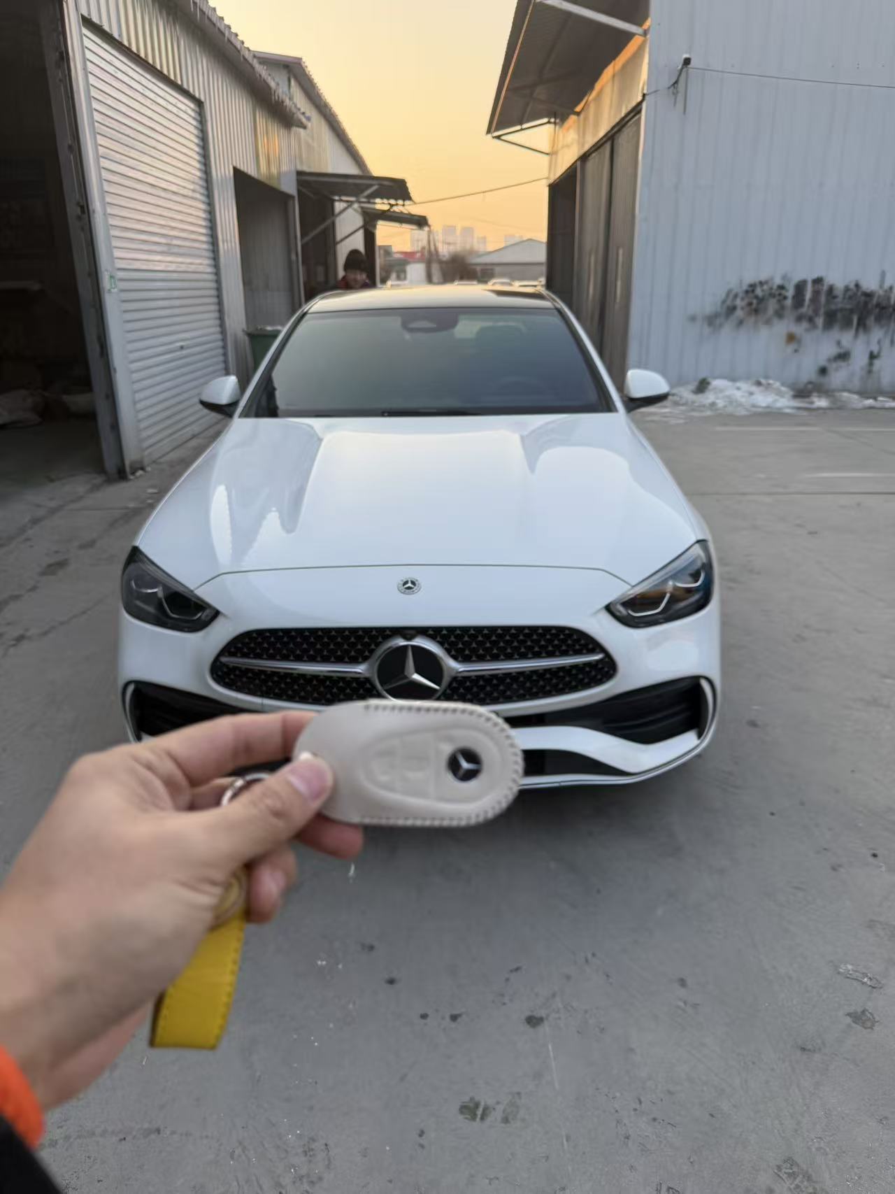 Mercedes-Benz C Class 2025 car image #2