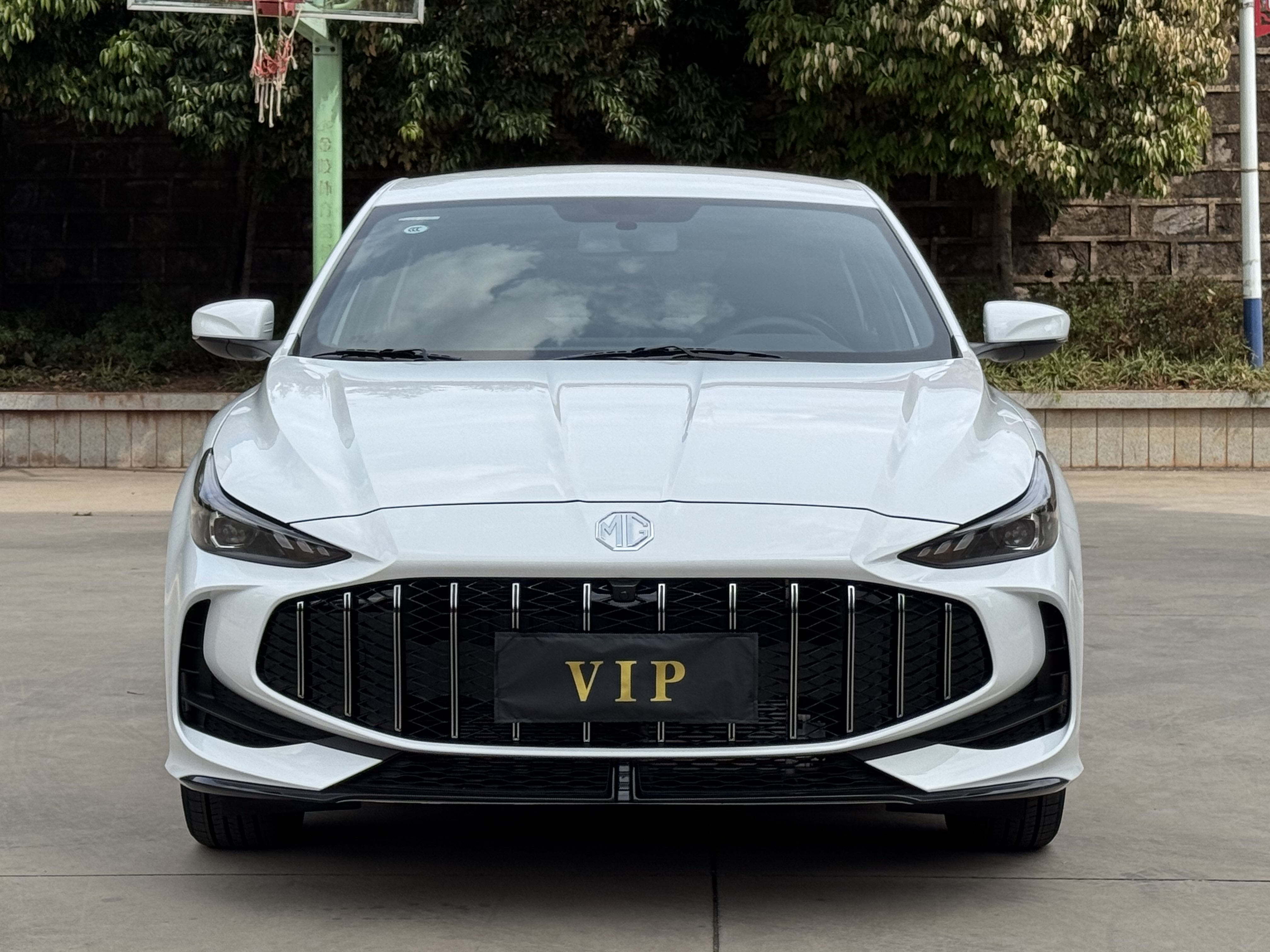 2025 immagine di auto #2