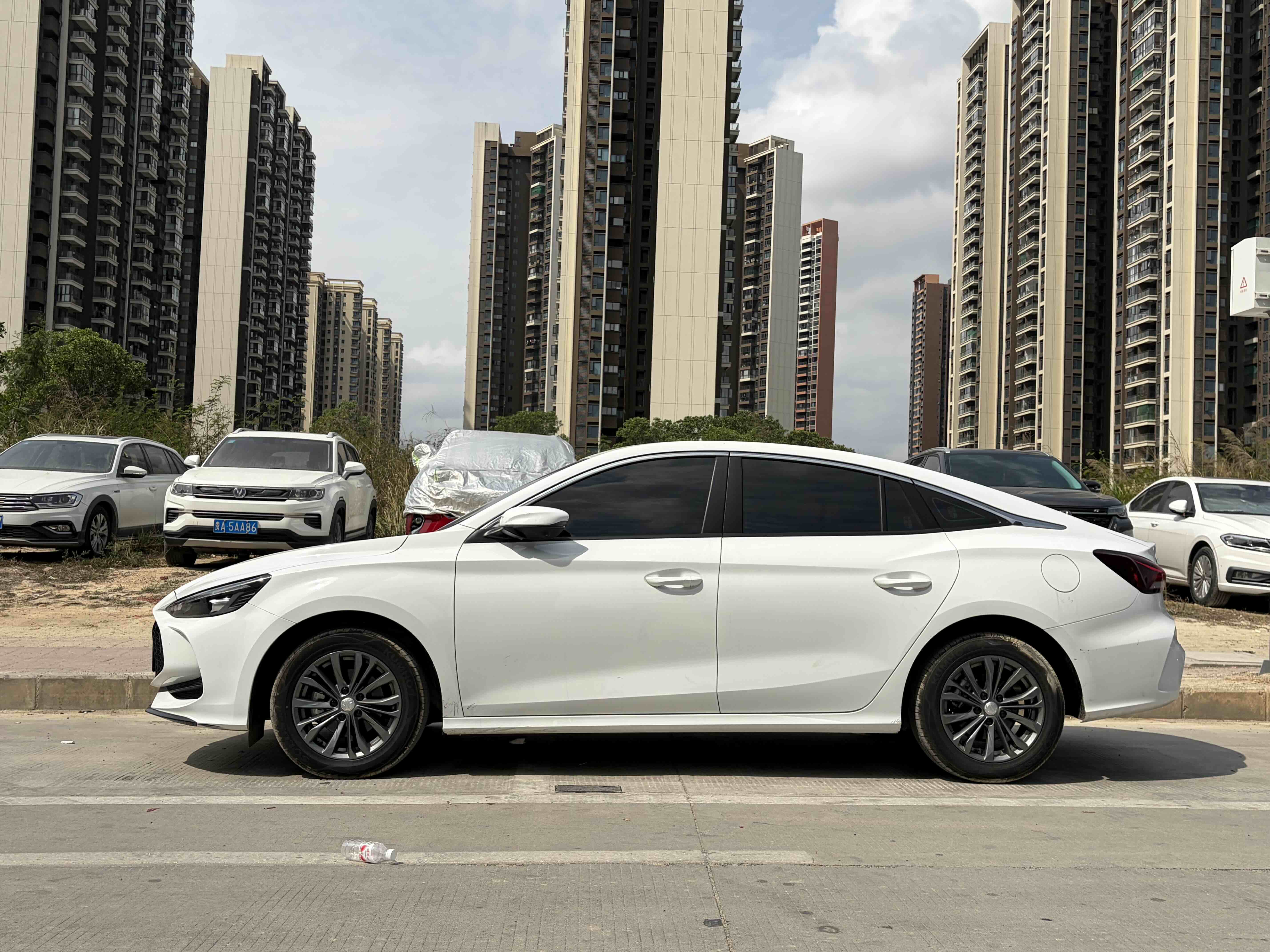 5 2025 #2 5 2025 car image #2