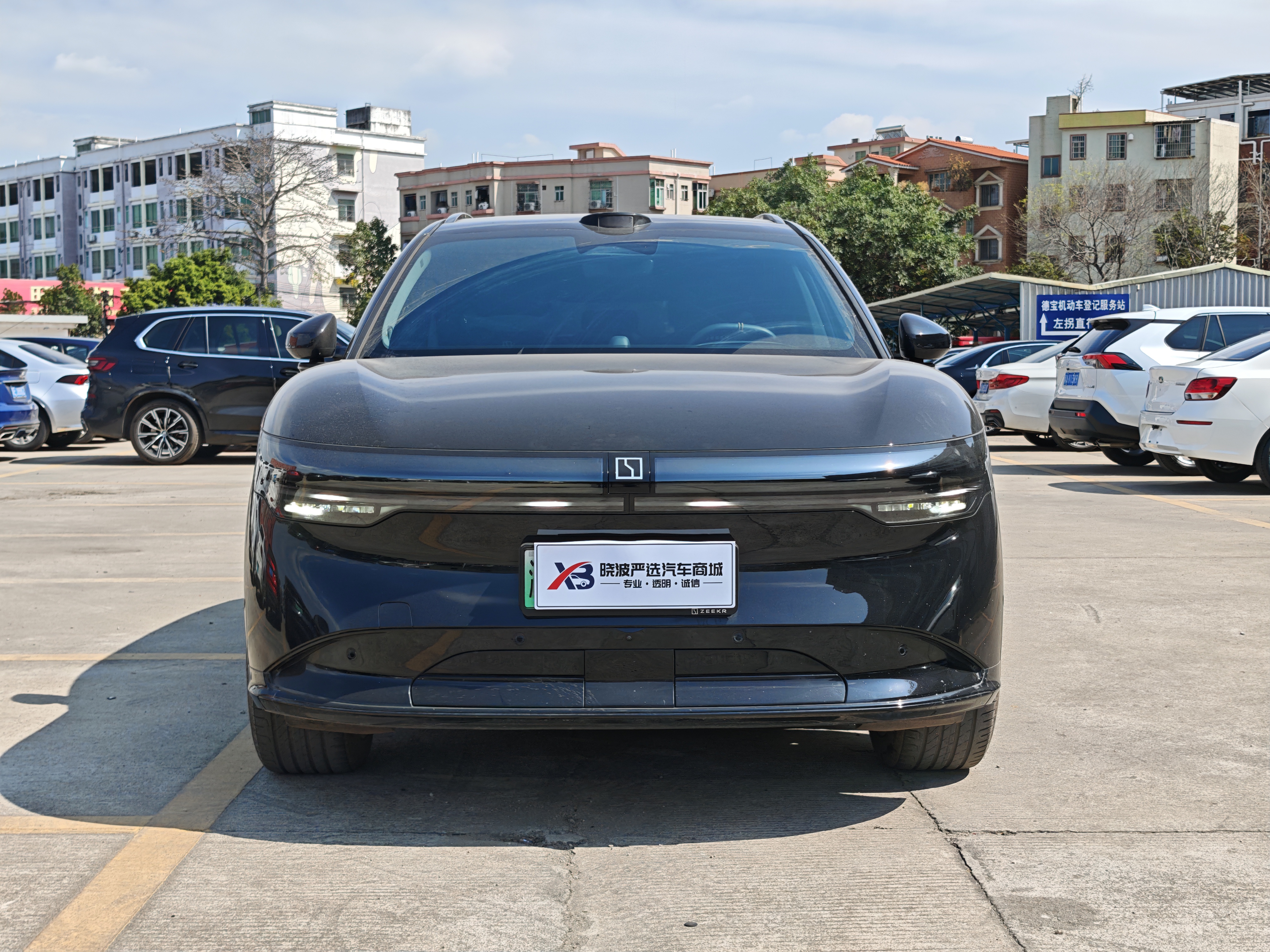 Zeekr 7X 2024 car image #2