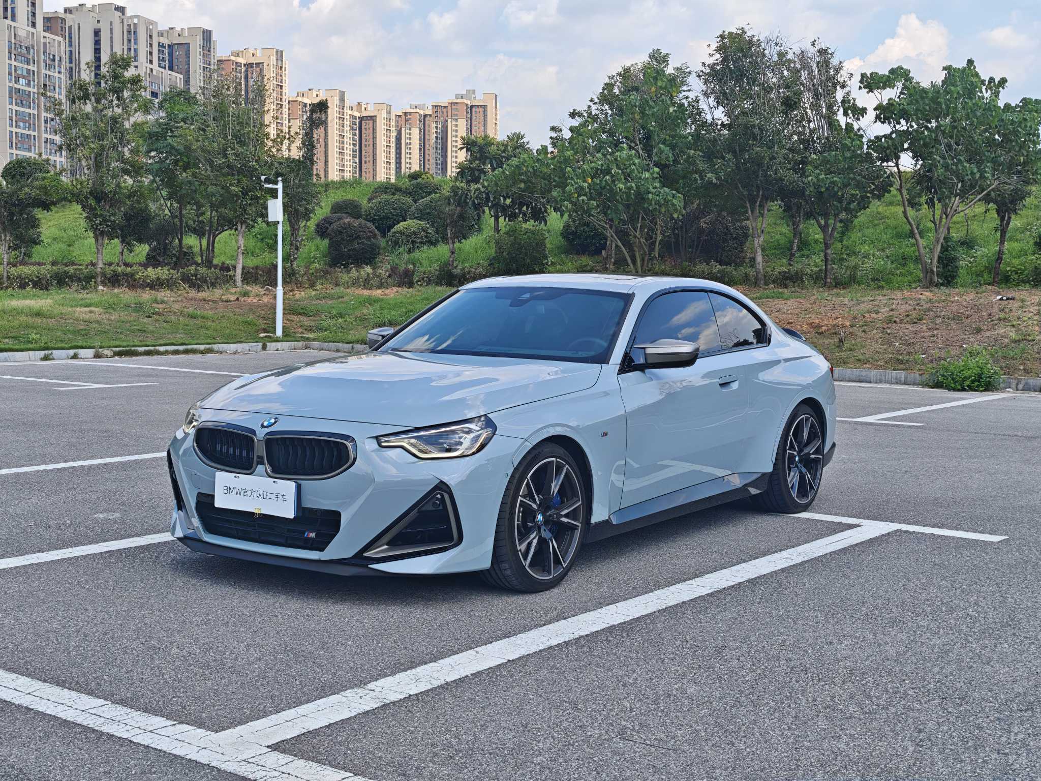 BMW M240i 2024 immagine di auto #2