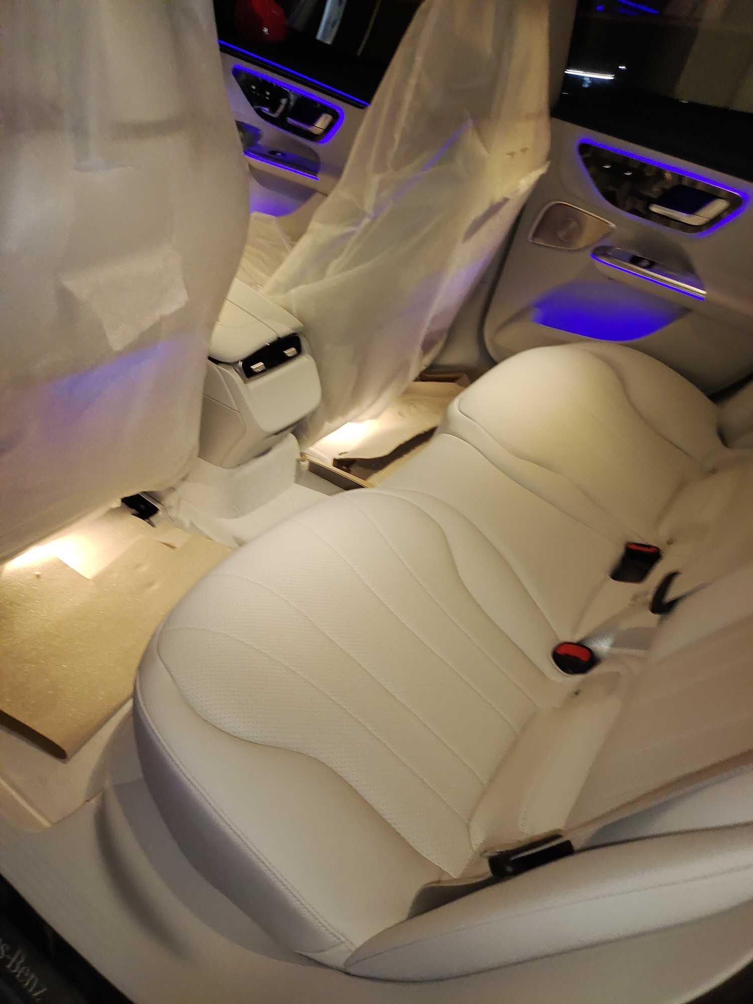 Mercedes-Benz EQE Class 2025 car image #2