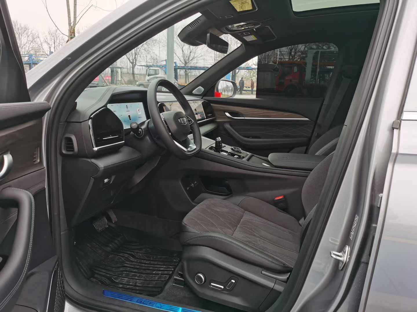 GEELY Monjaro 2025 immagine di auto #2